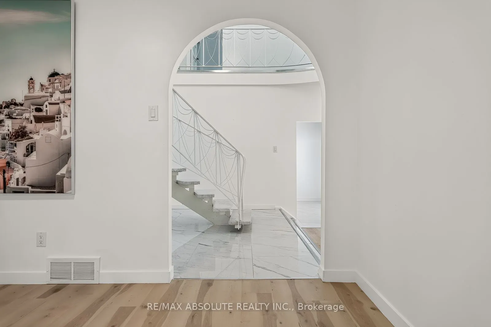 1444 Normandy Crescent