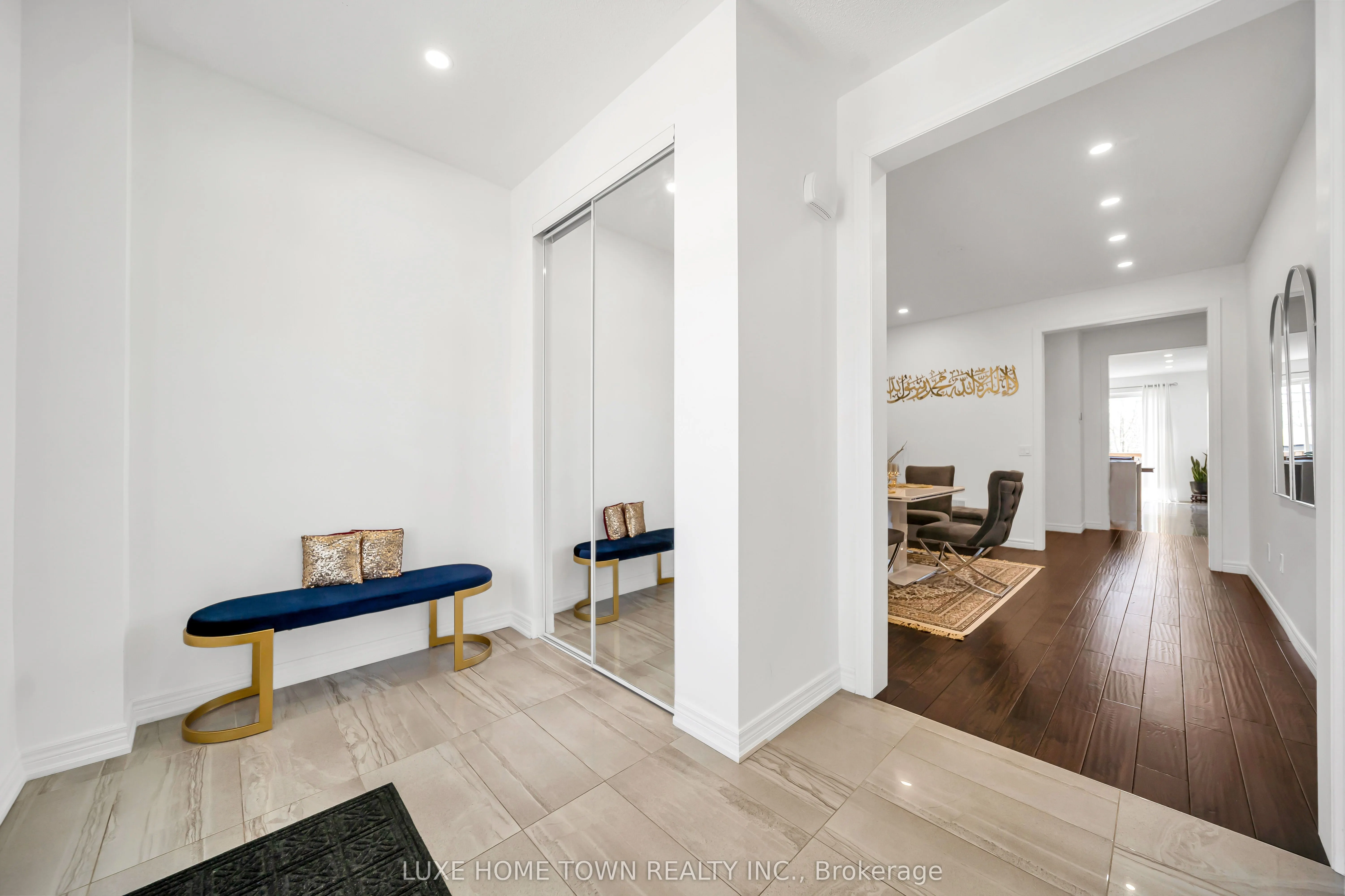 19 Findlay Way