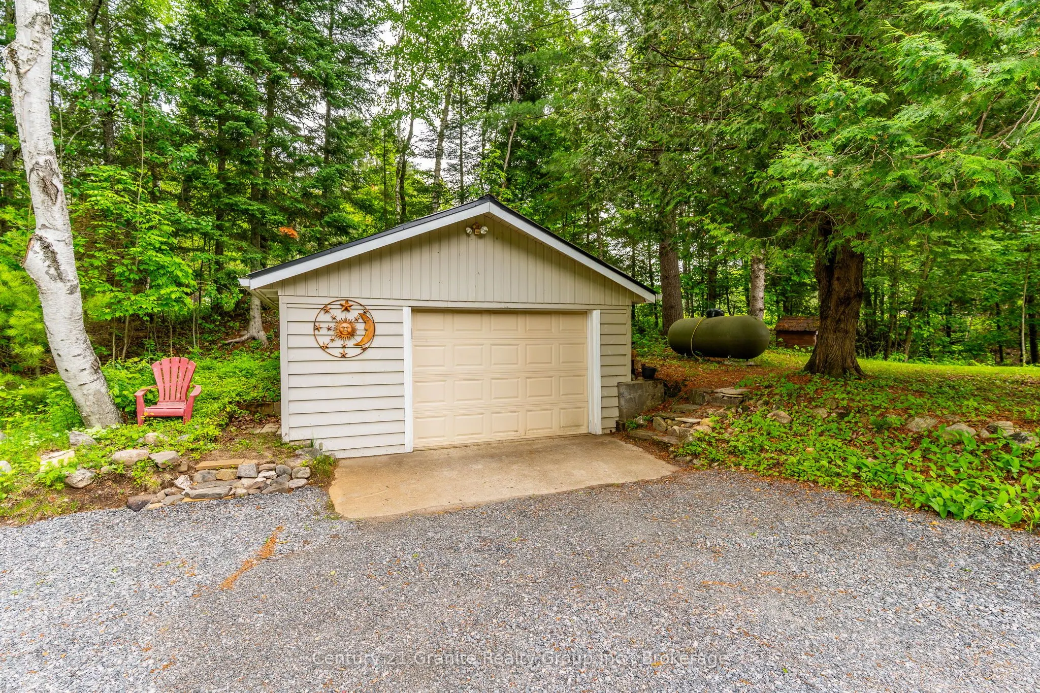 1003 Pontiac Drive