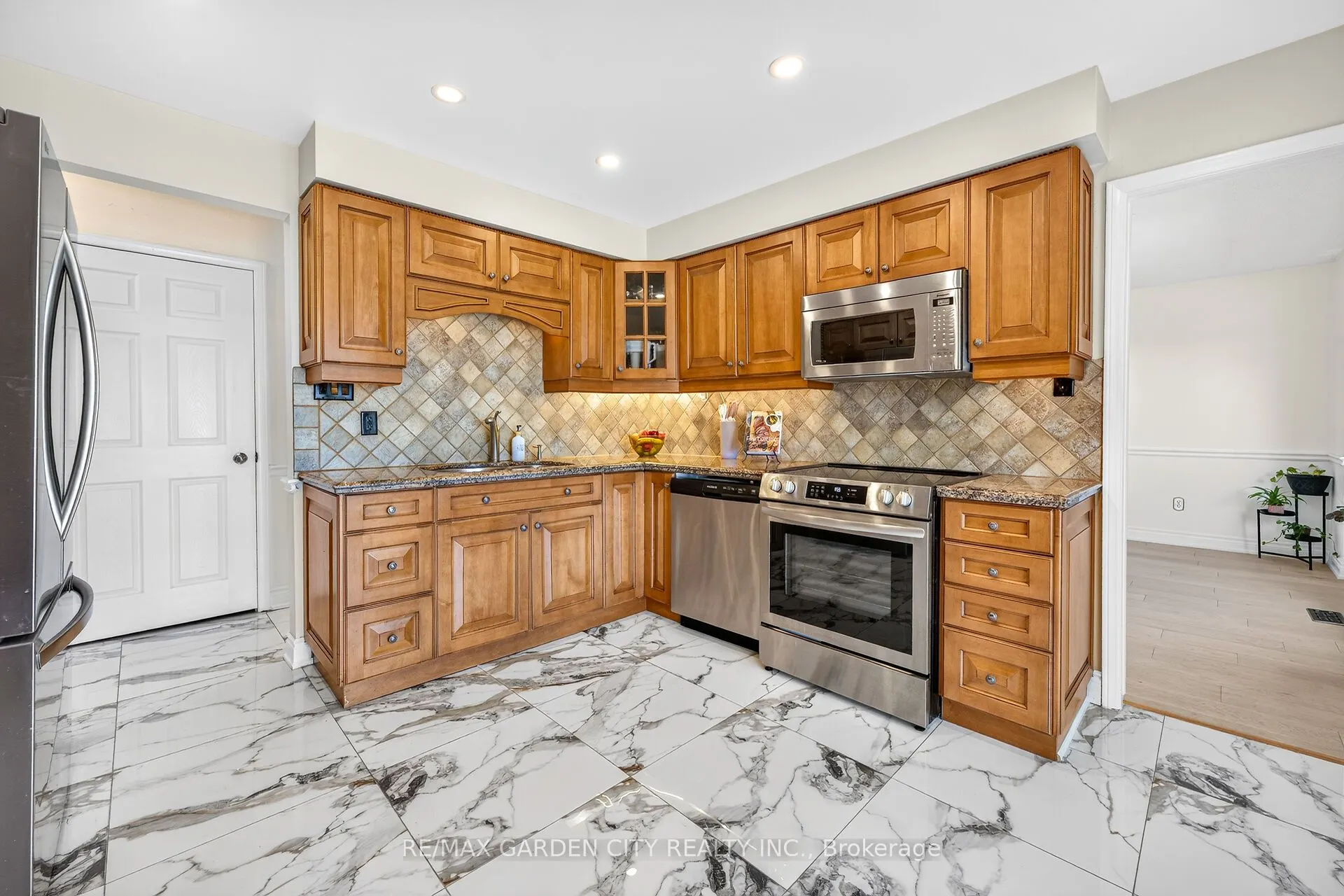 15 CHEVAL Drive