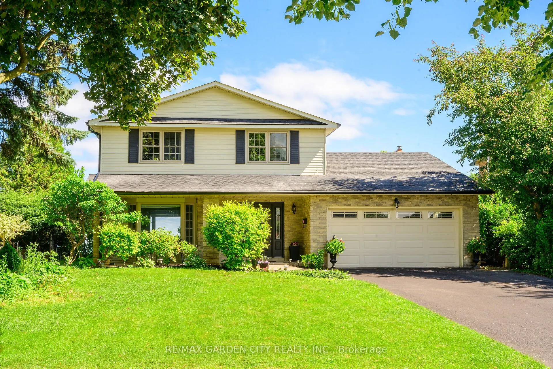 15 CHEVAL Drive