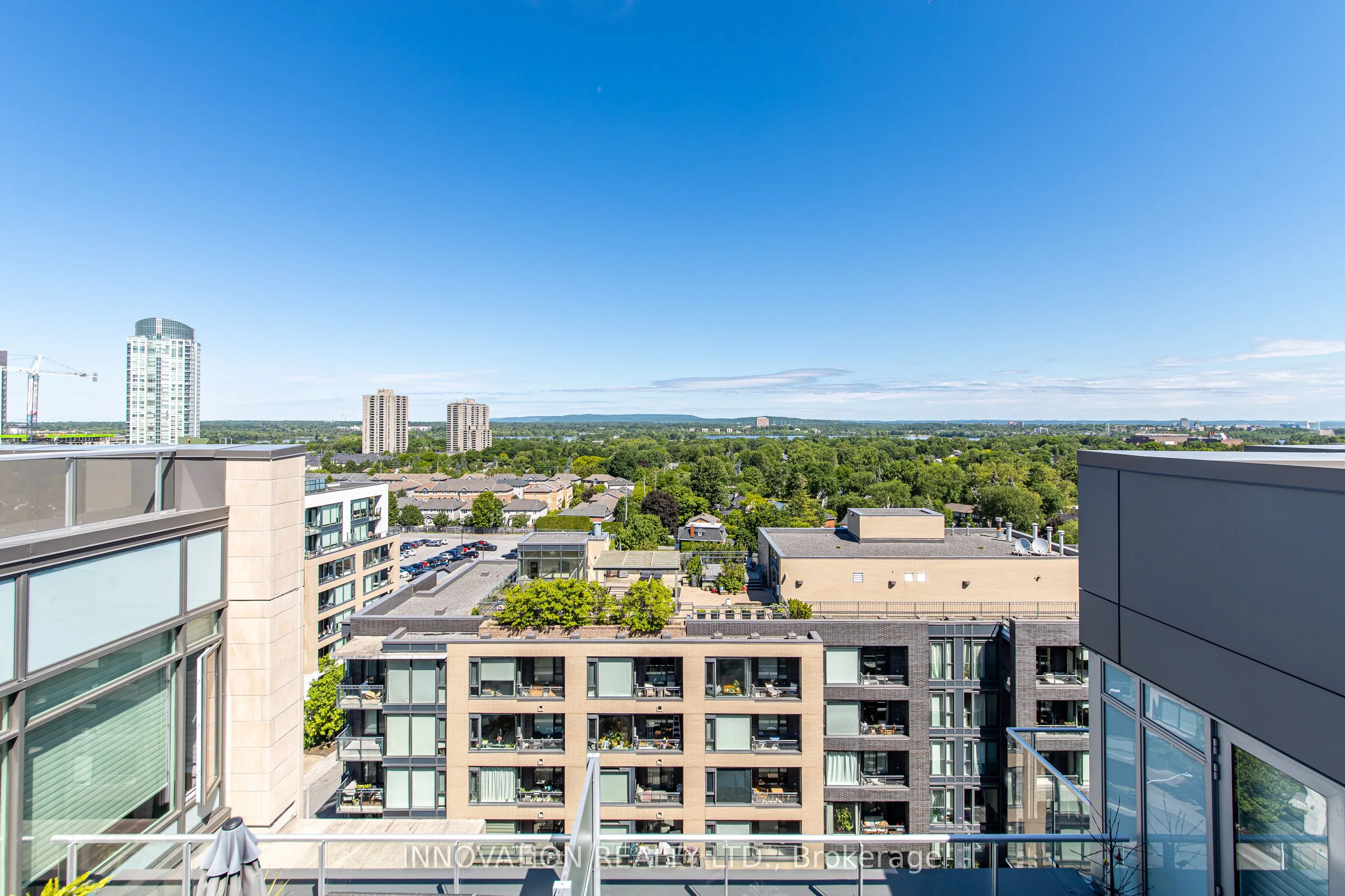 88 RICHMOND Road #209