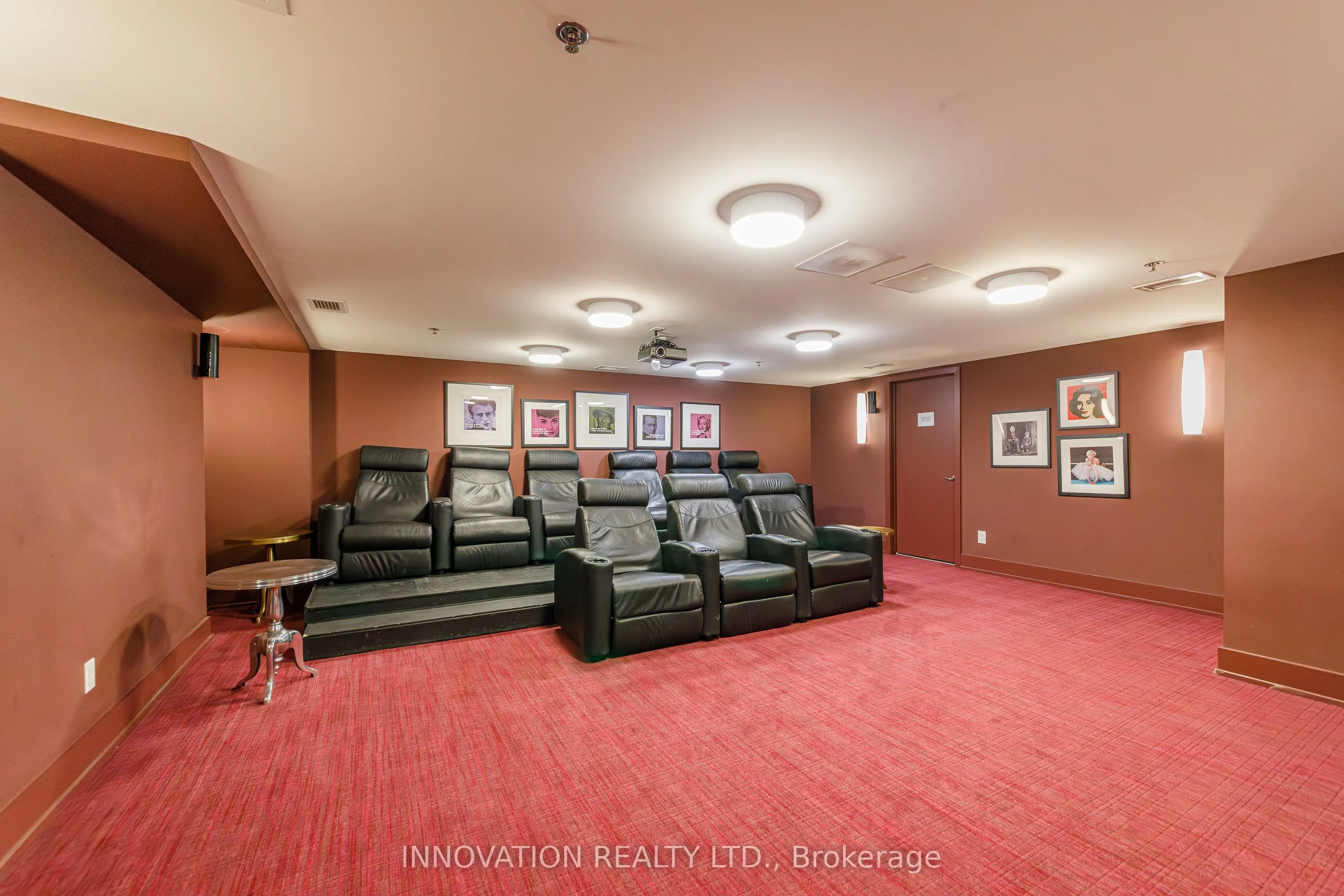 88 RICHMOND Road #209