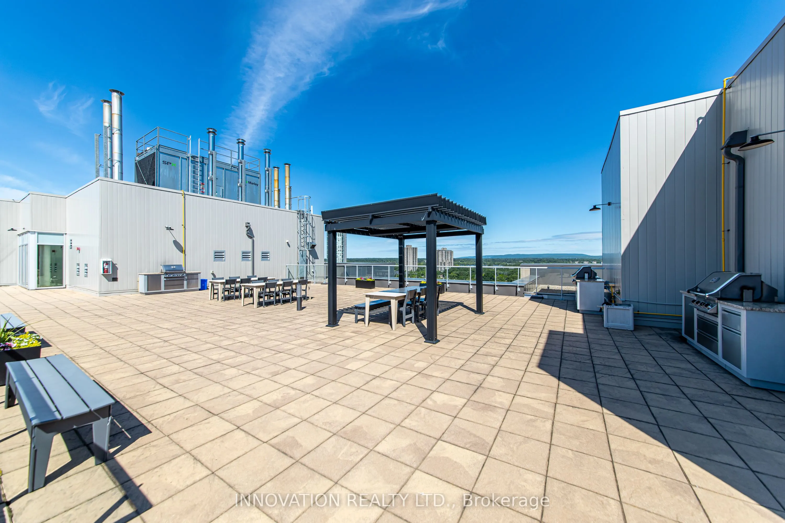 88 RICHMOND Road #209