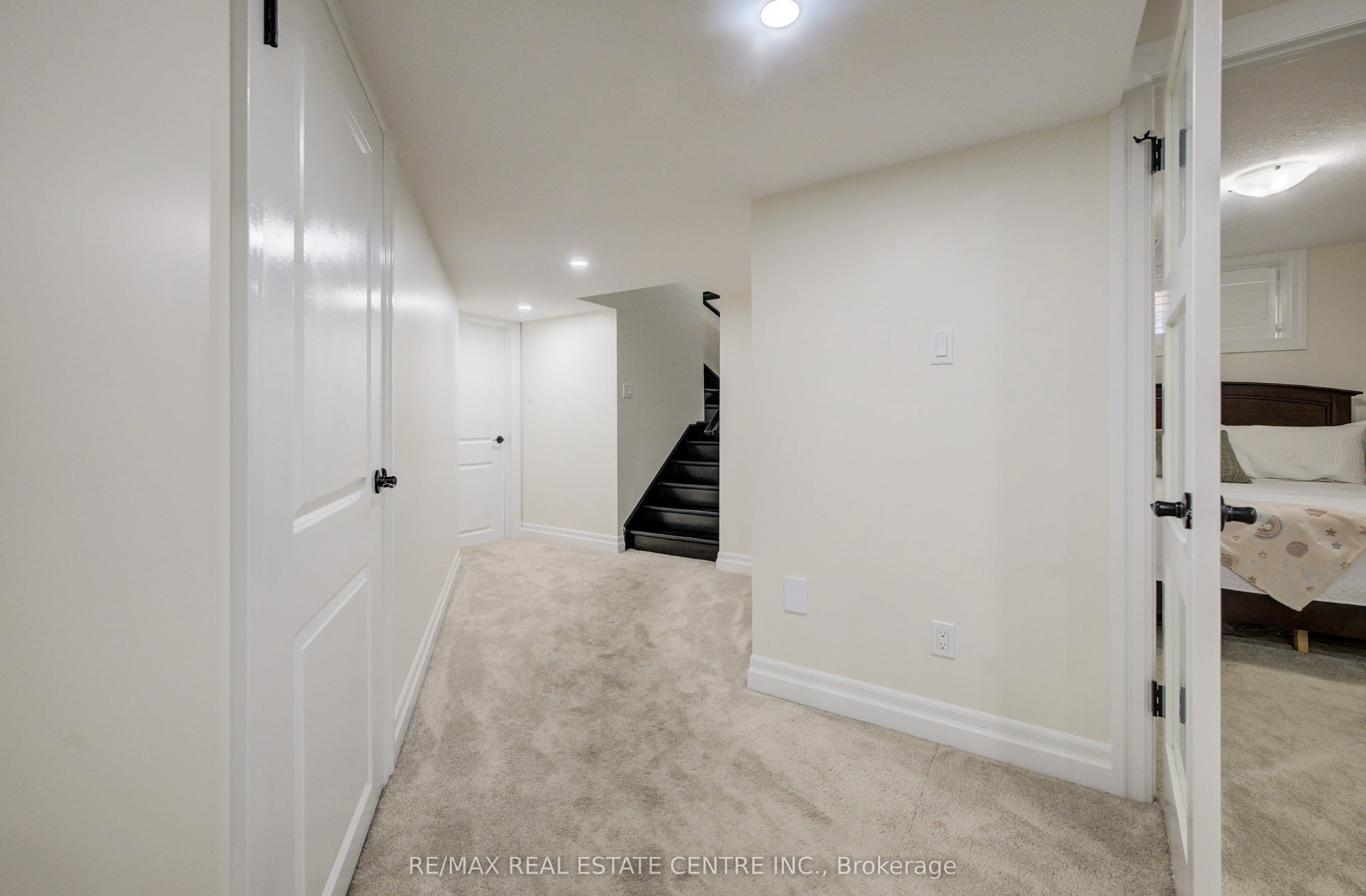 10 Deer Creek Street