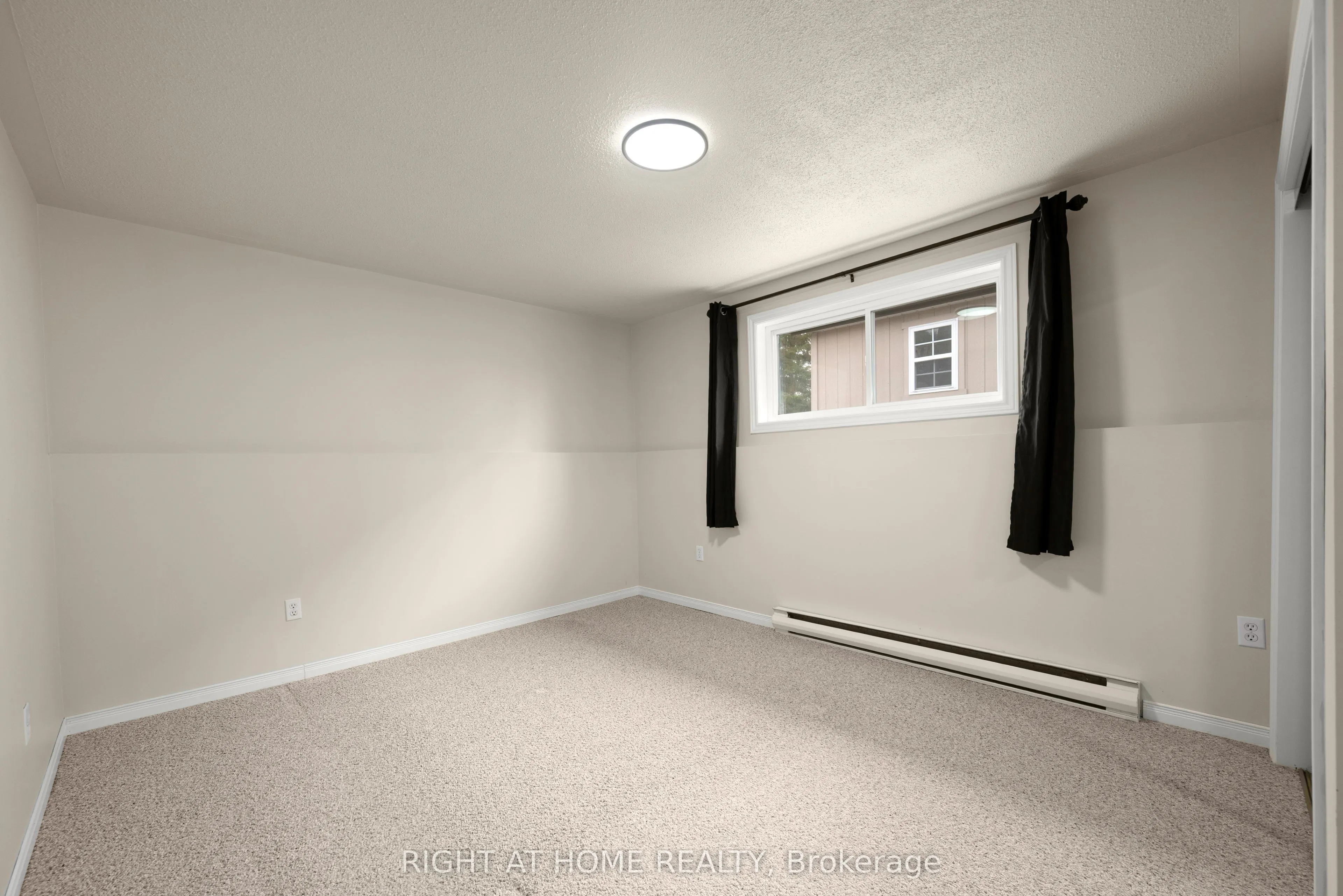 12 Maple Grove Road