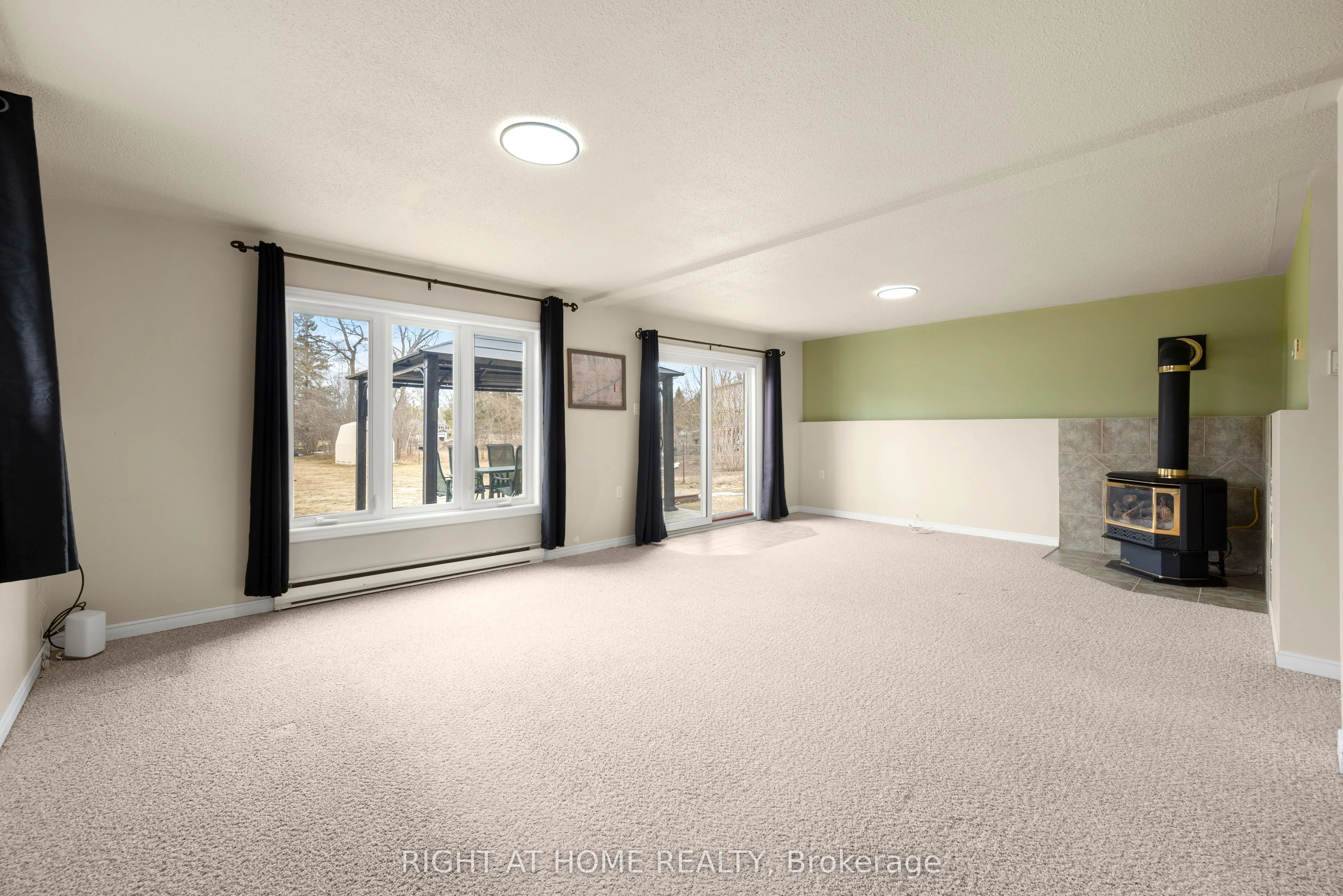 12 Maple Grove Road