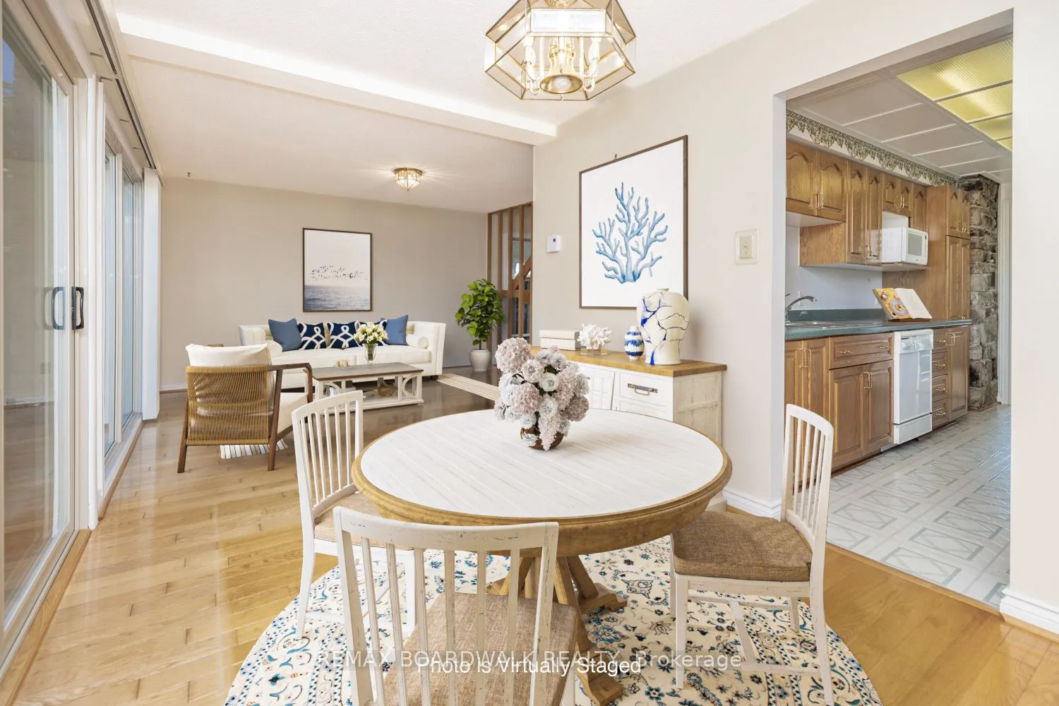 104 Avenue 4a