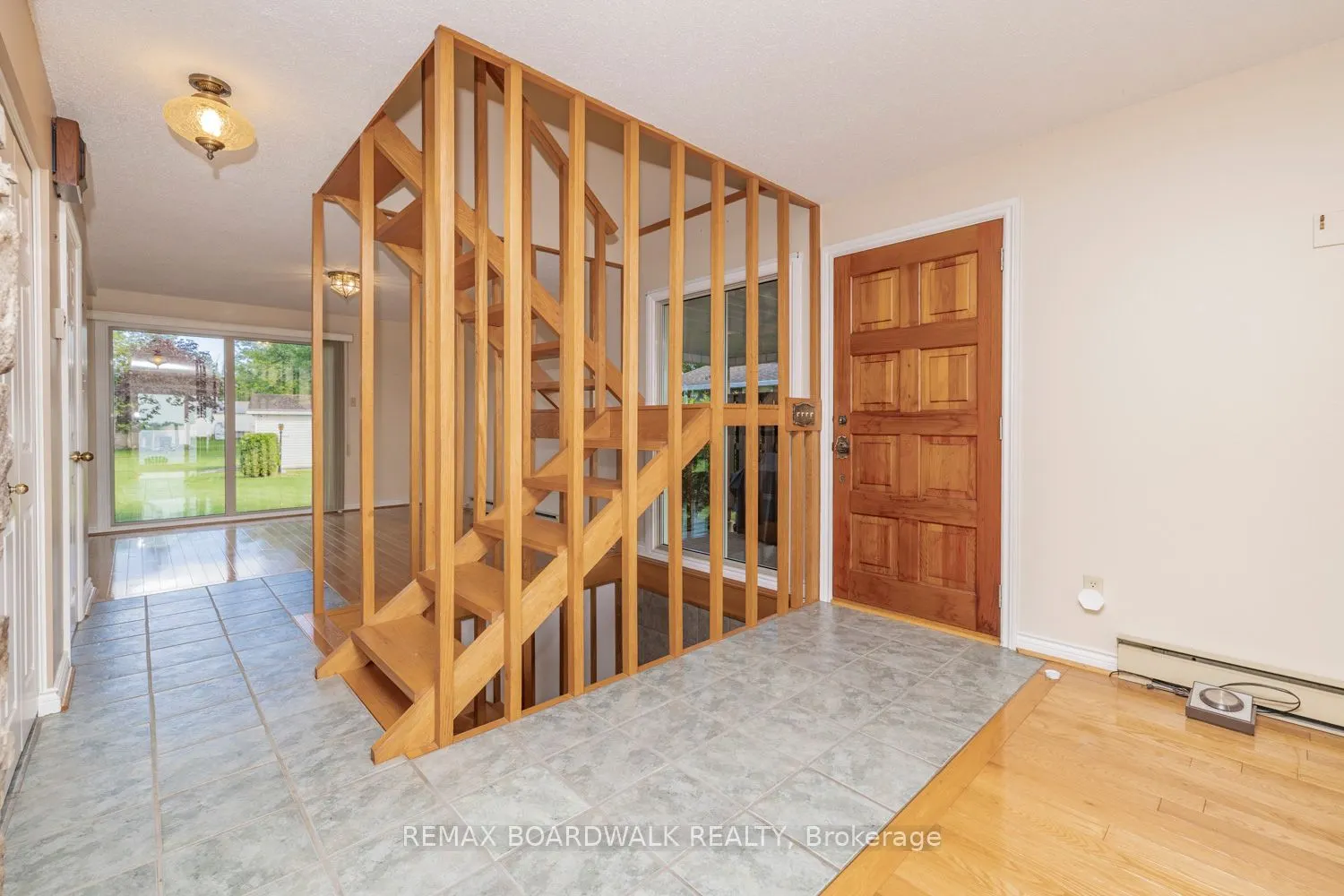 104 Avenue 4a