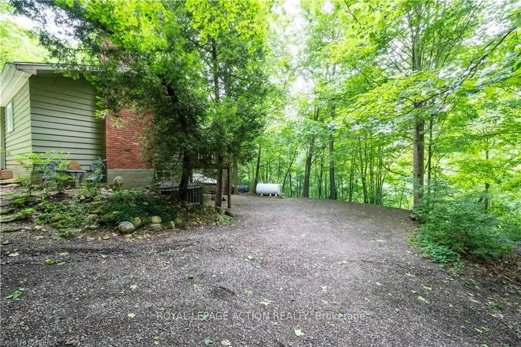 551 East River Road