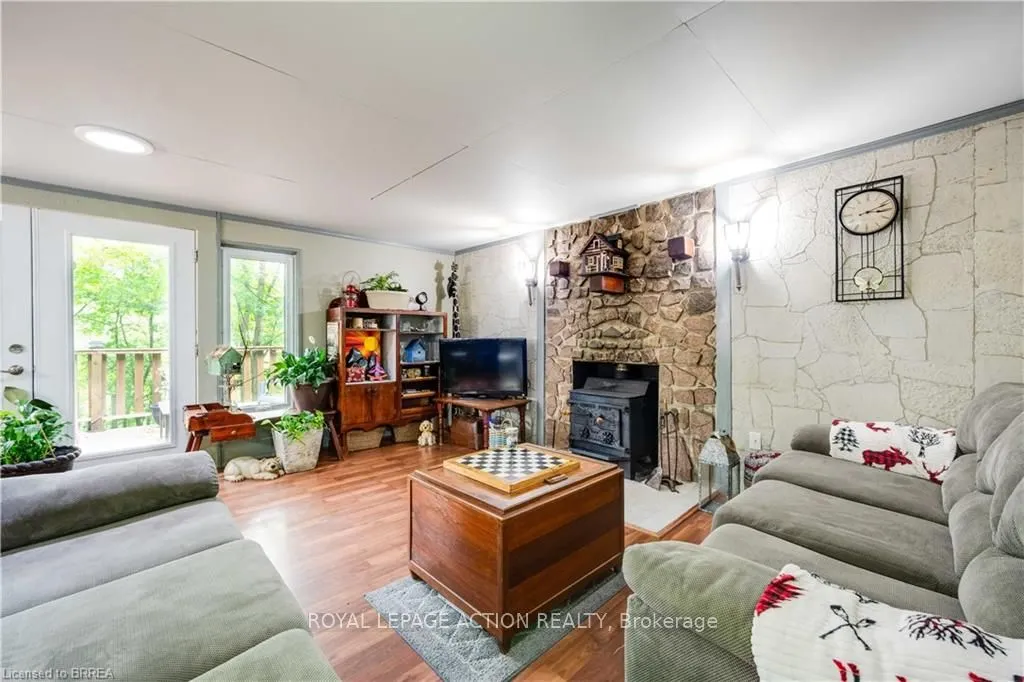 551 East River Road