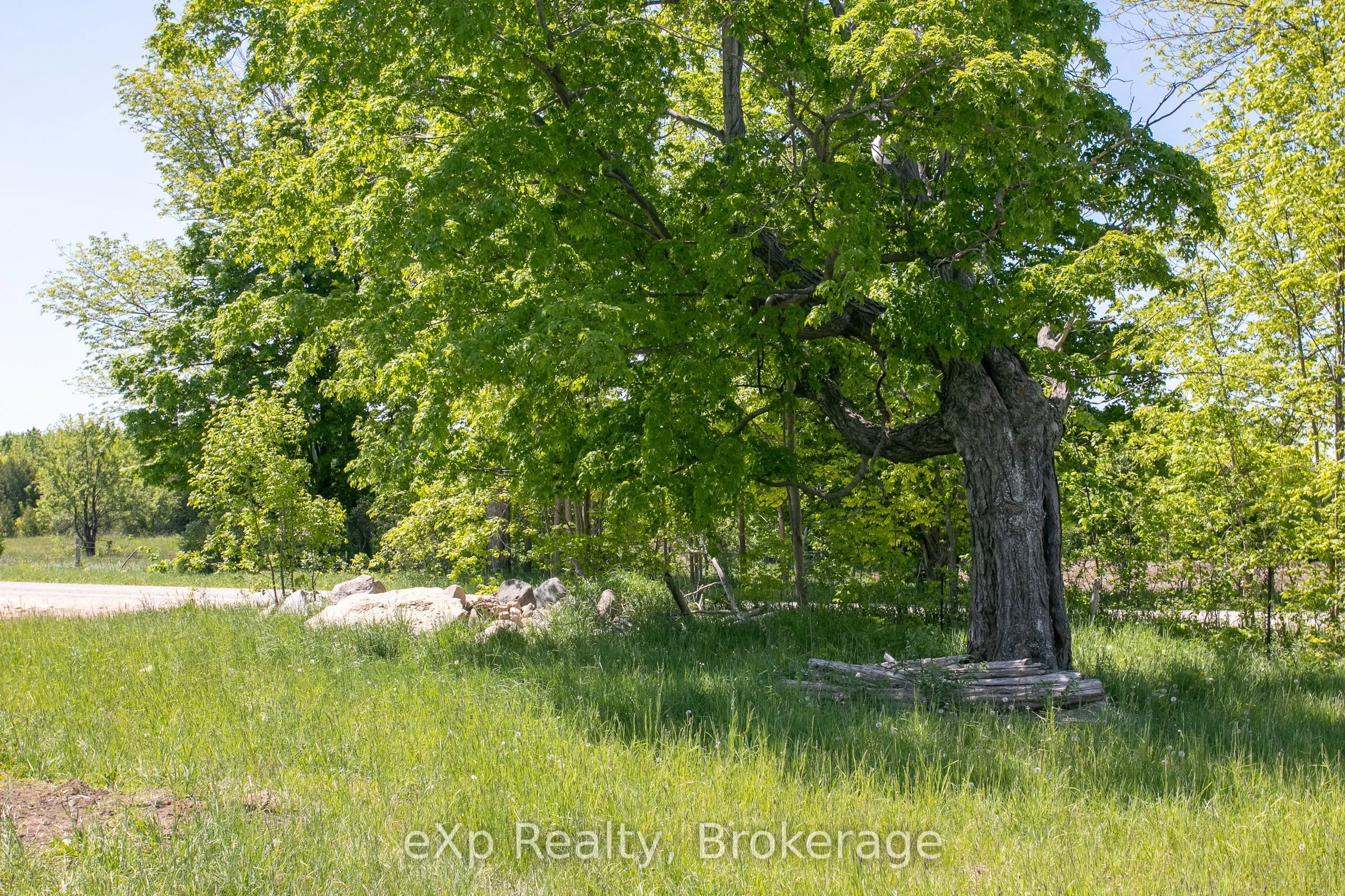 LOT 23 CON A, Side Road 23