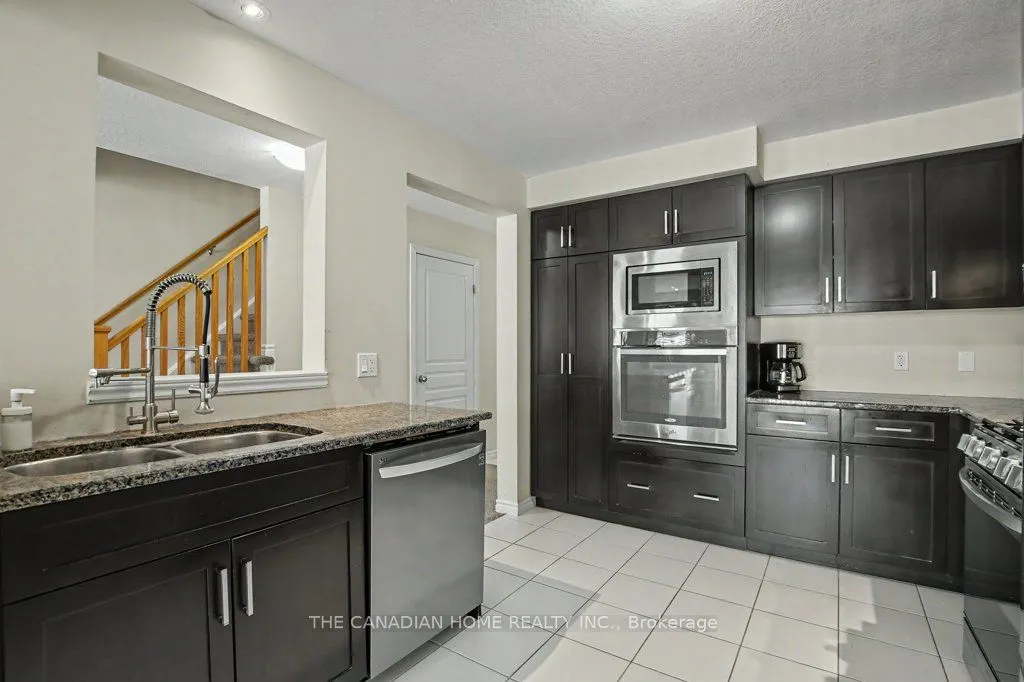 46 Jeffrey Drive