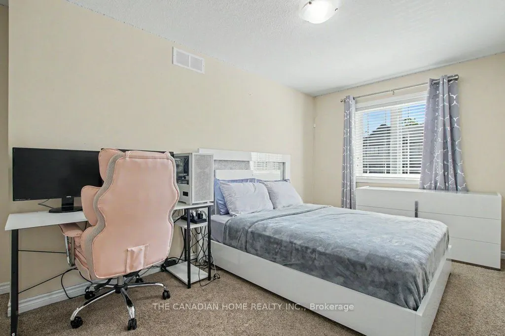 46 Jeffrey Drive