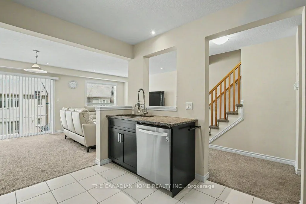 46 Jeffrey Drive