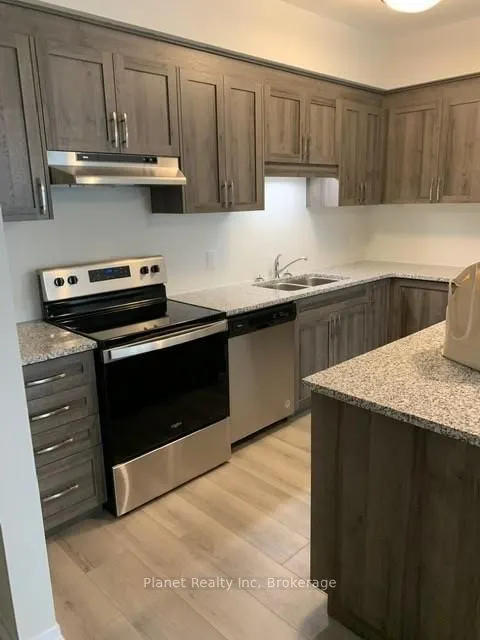 261 Woodbine Avenue #67