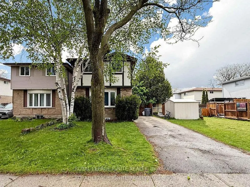 6 Upton Crescent