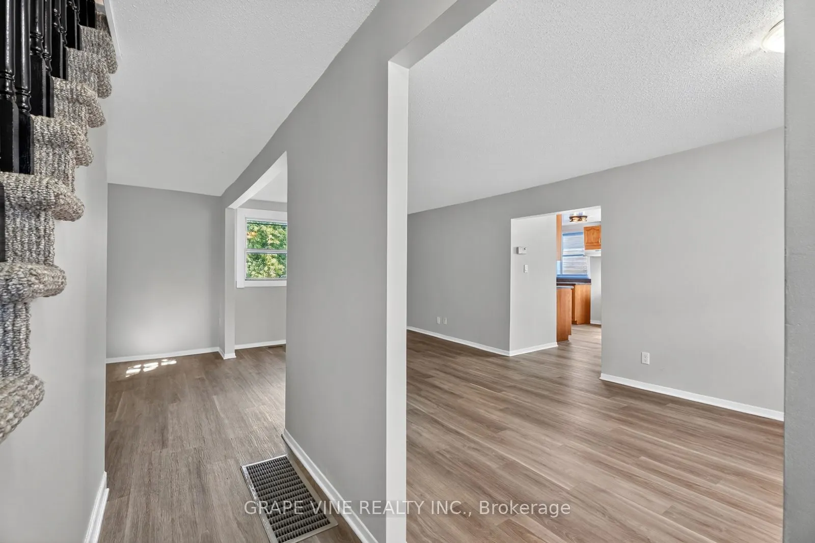 814 Laurier Street