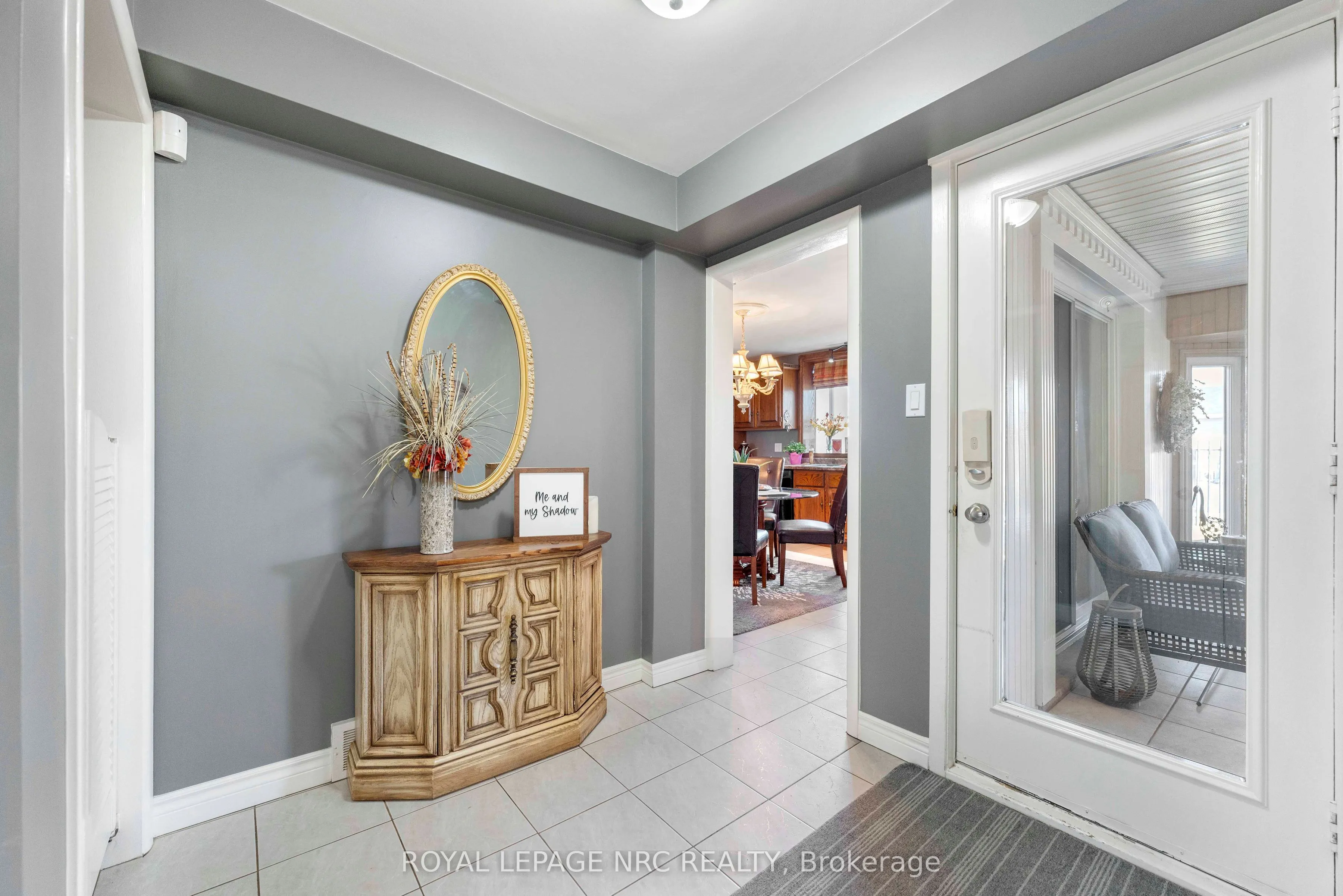 68 Pine Street S