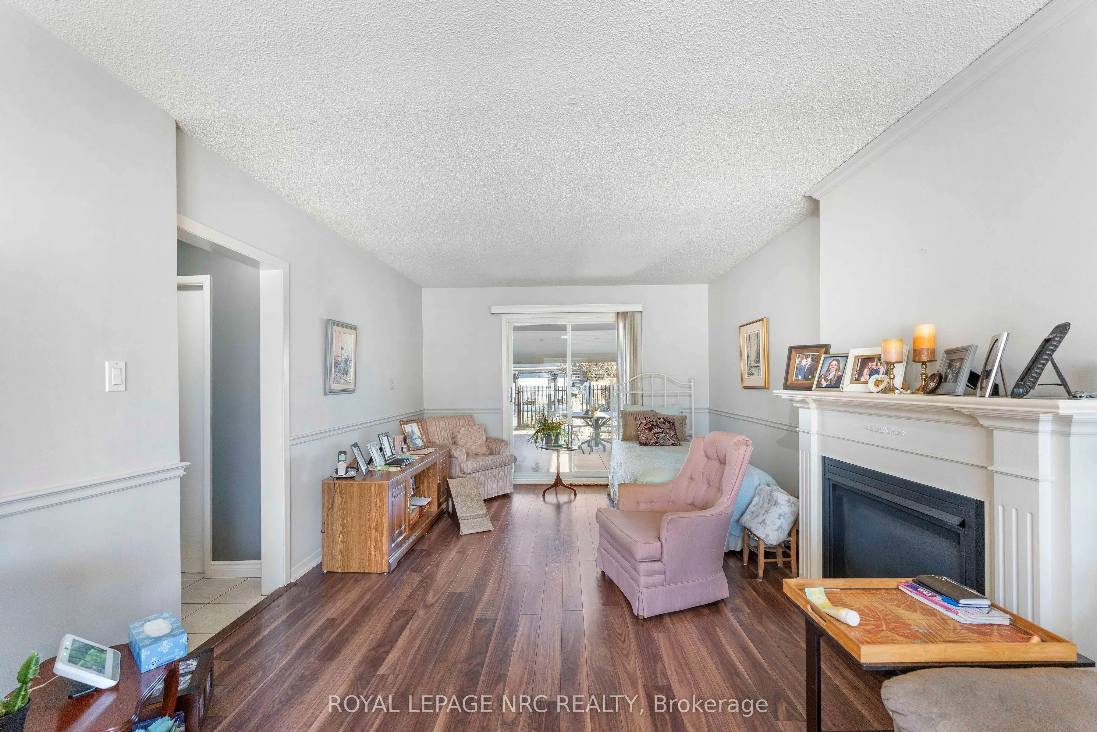 68 Pine Street S