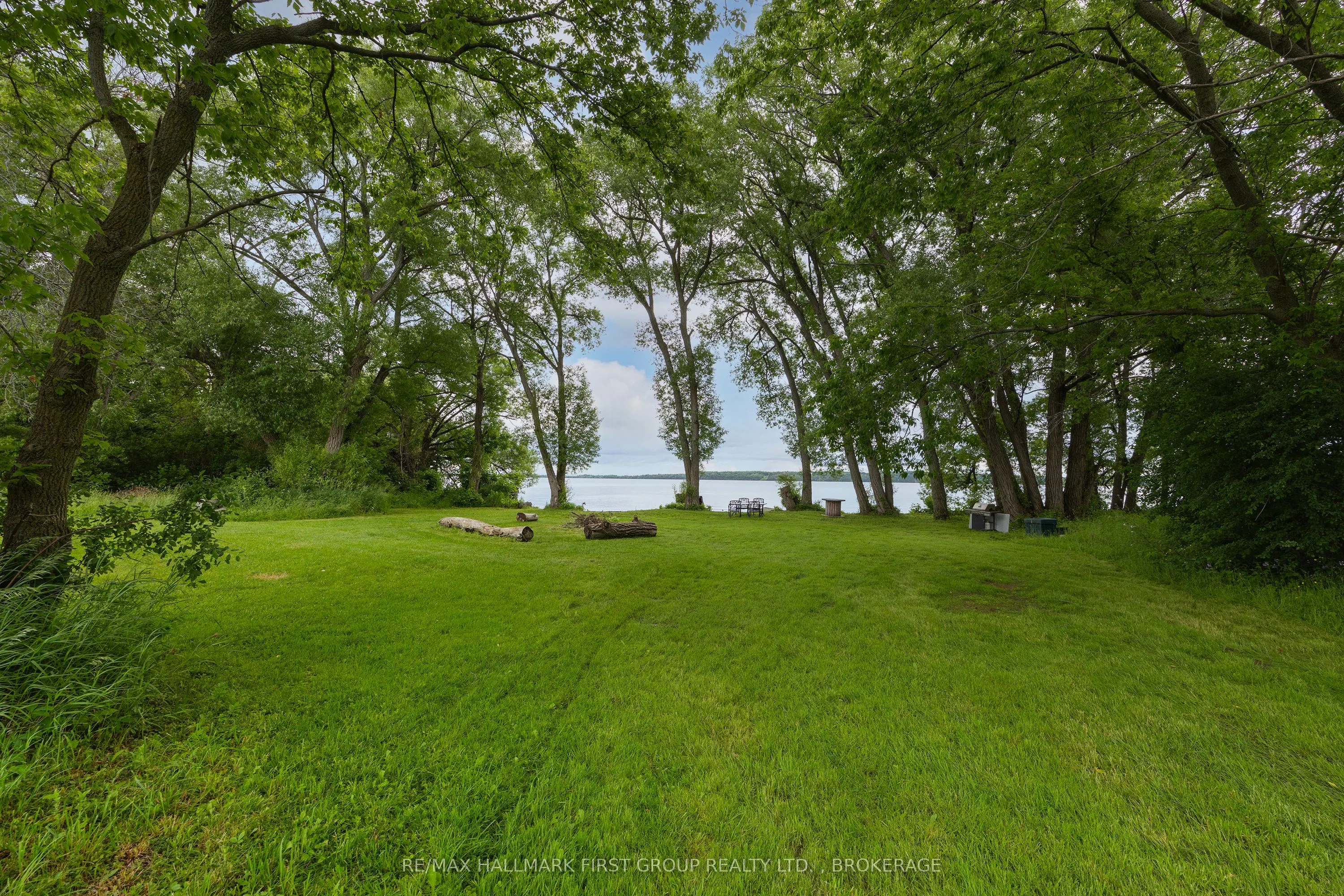 9656 Loyalist Parkway