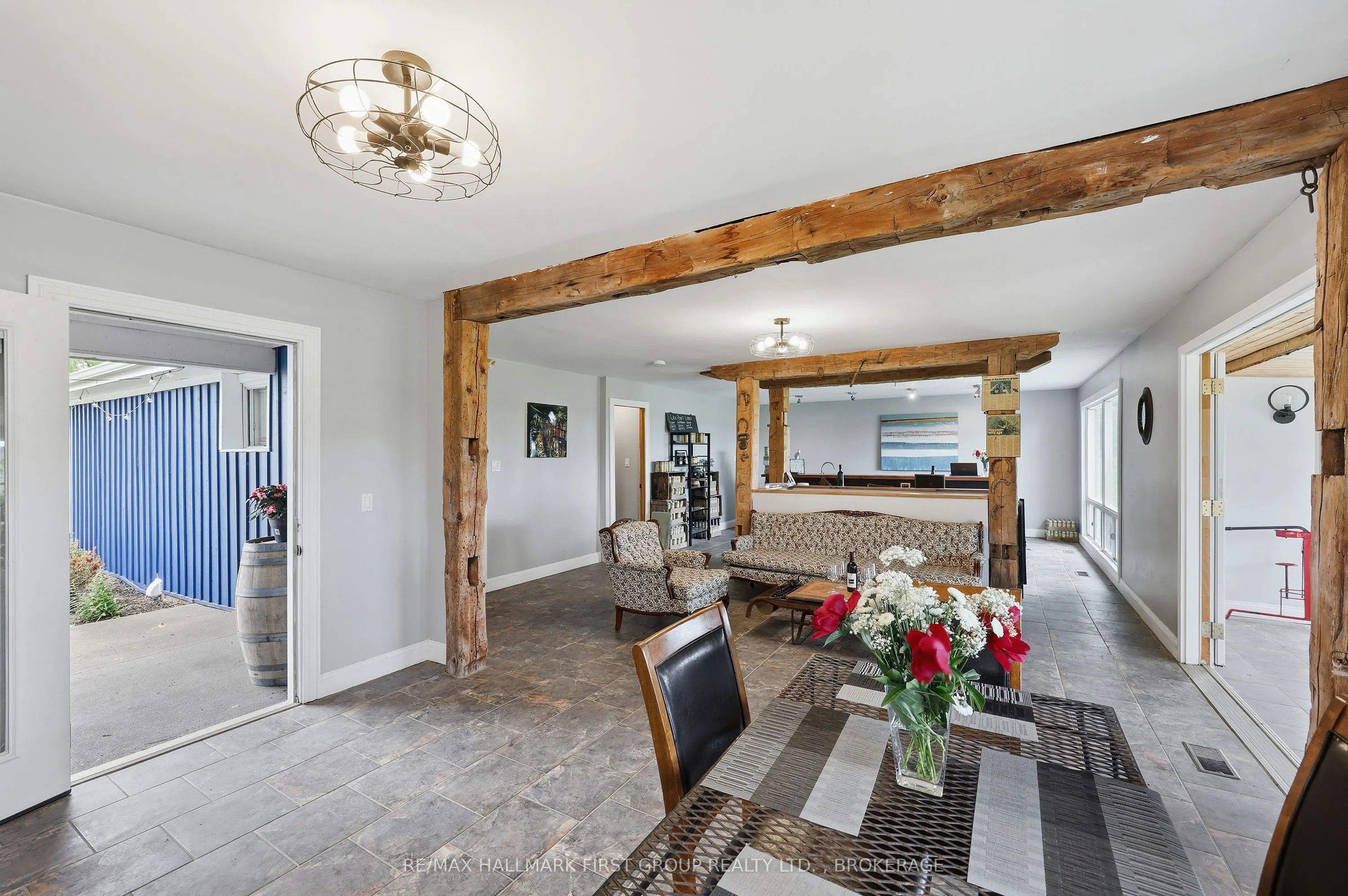 9656 Loyalist Parkway