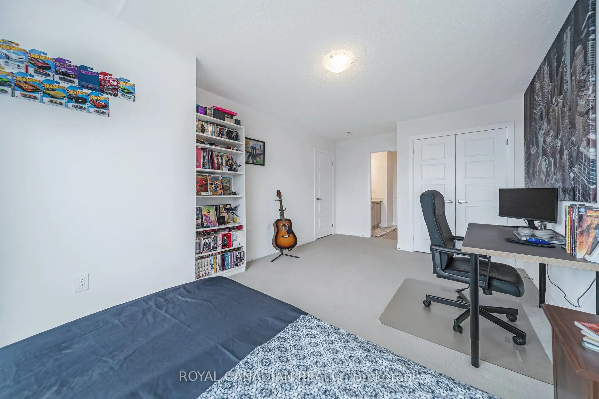 87 Soules Square