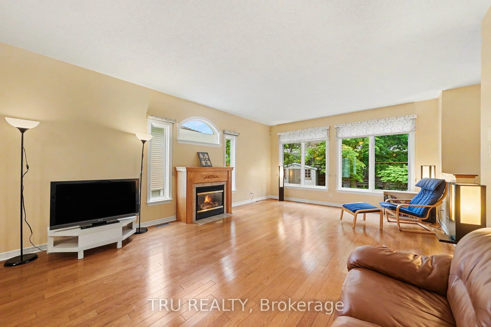 4082 Otter Tail Crescent