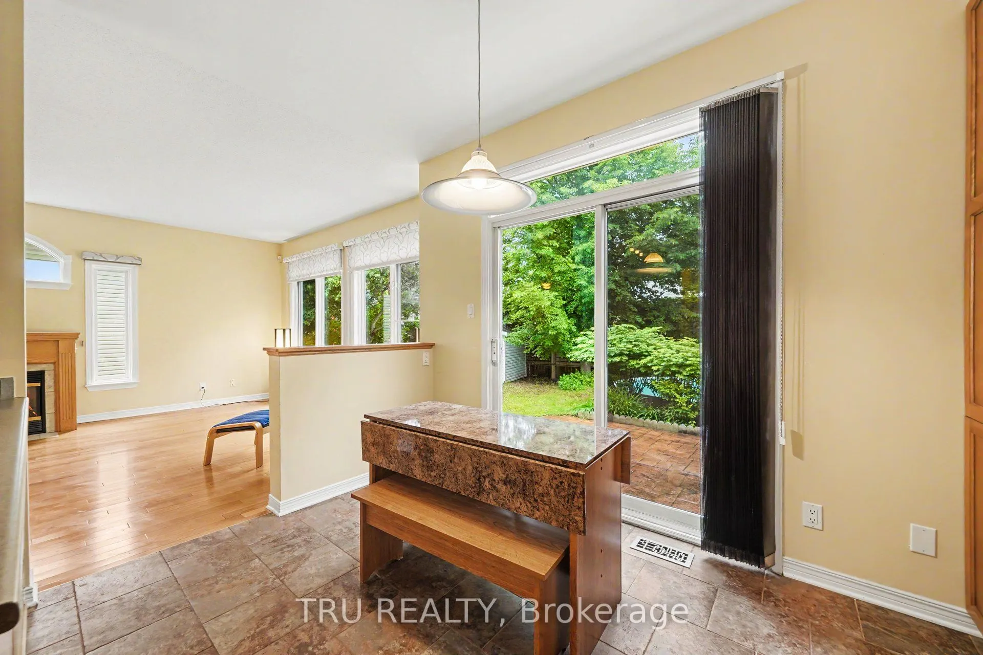 4082 Otter Tail Crescent