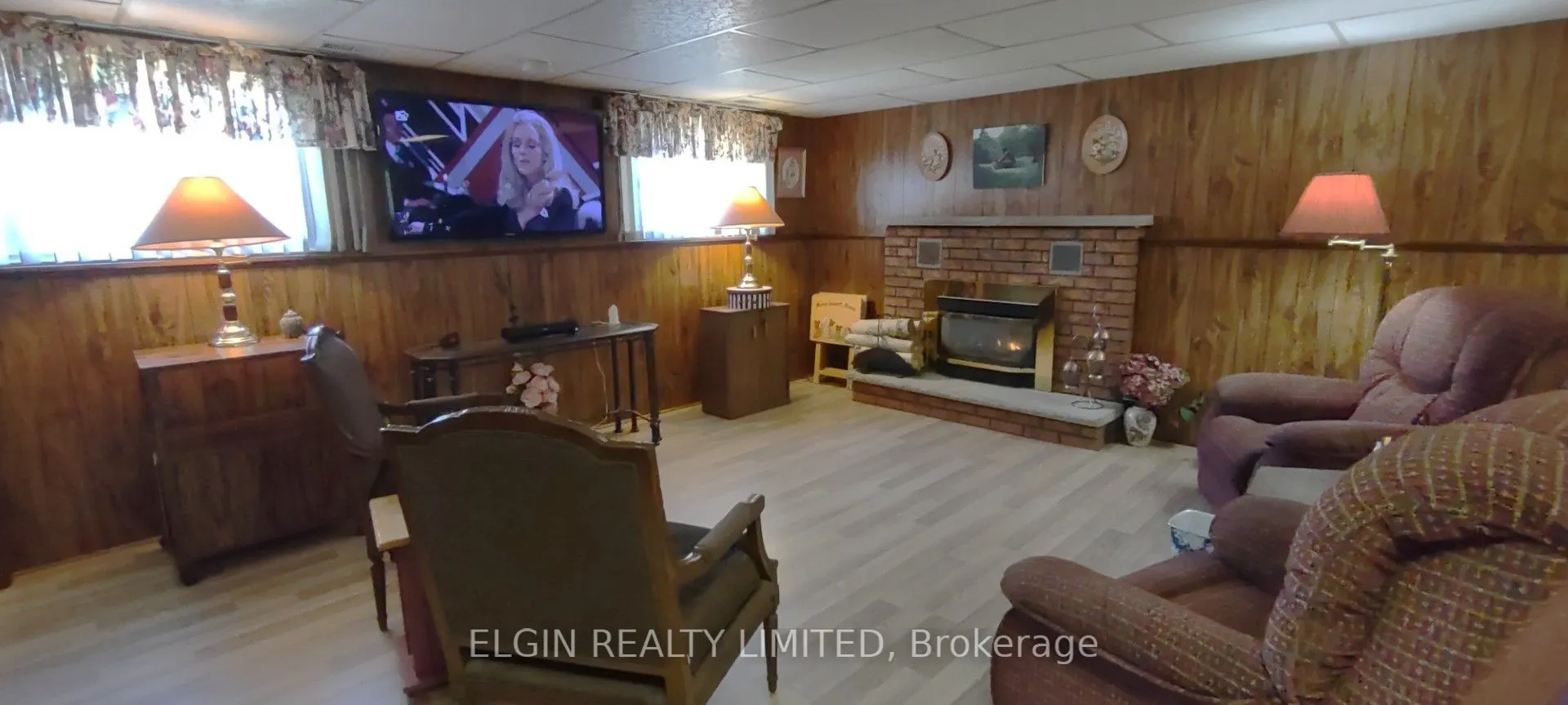 219 Brentwood Crescent