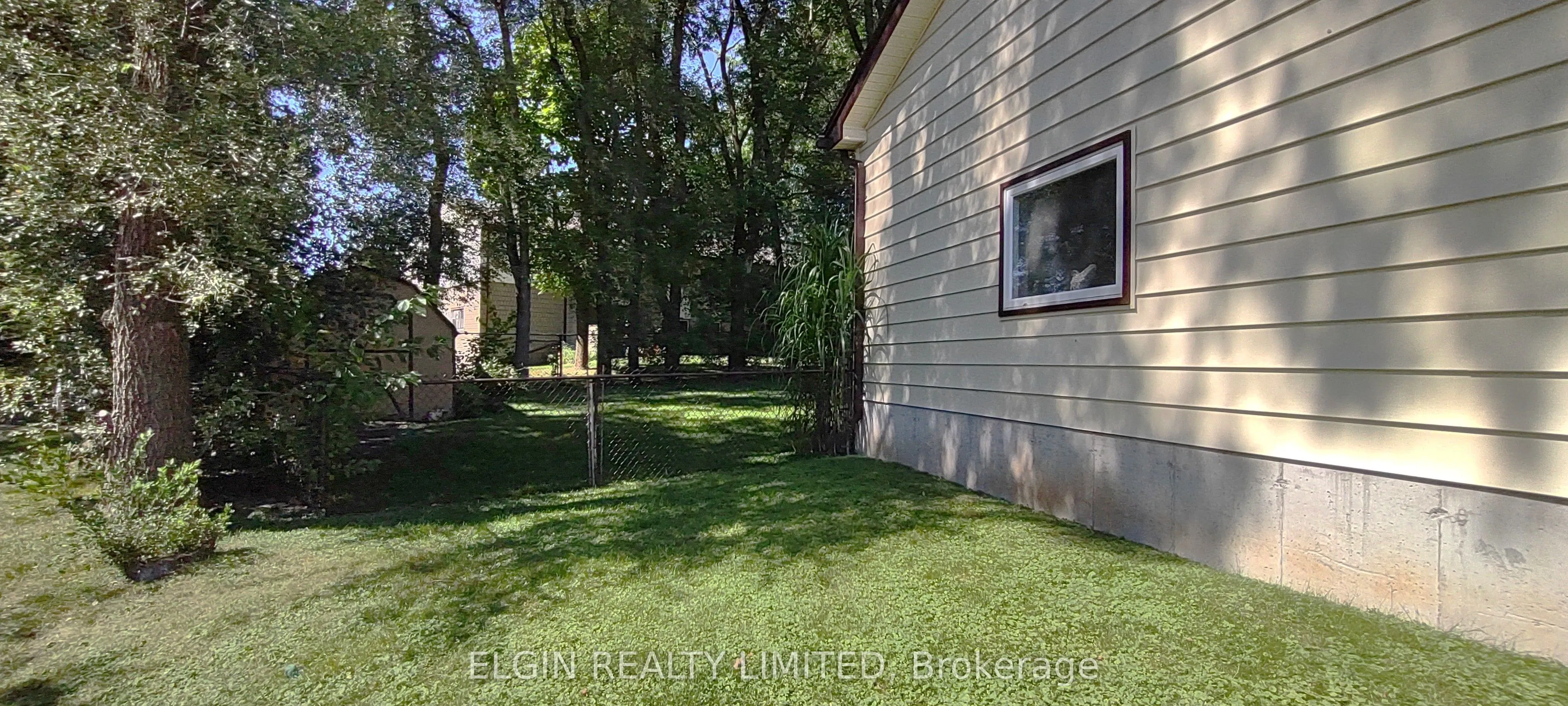 219 Brentwood Crescent