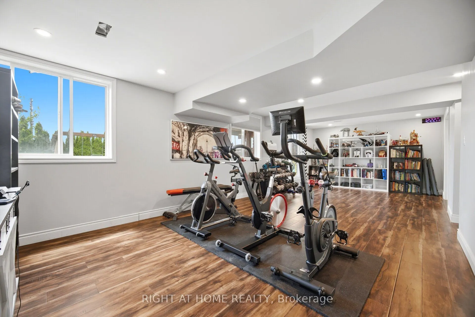 79 Garinger Crescent