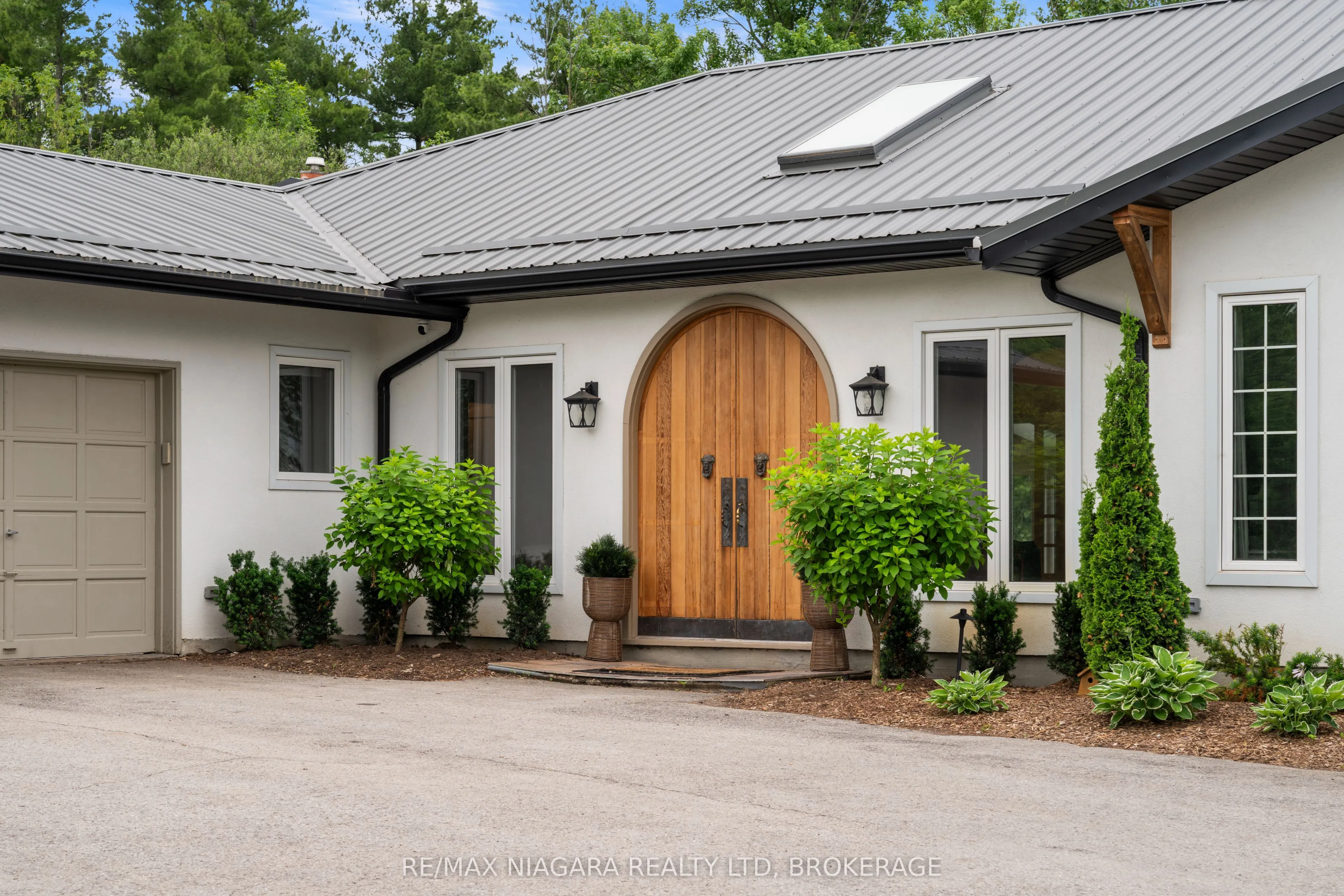 340 Roland Road