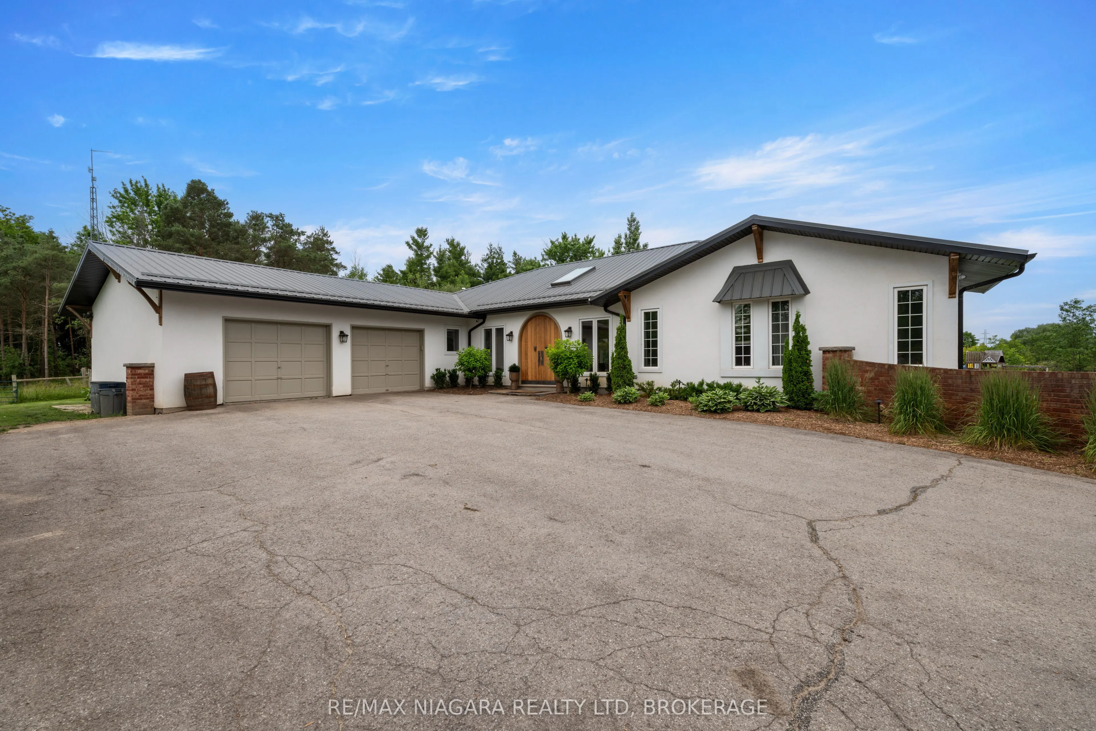 340 Roland Road