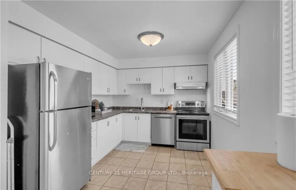 52 Harris Avenue #D