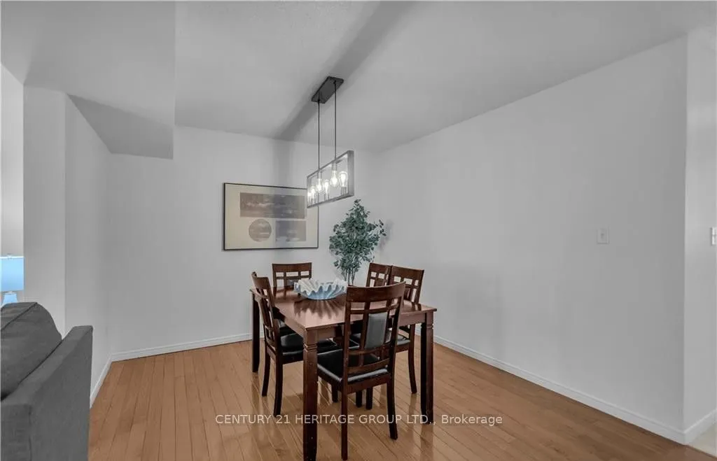 52 Harris Avenue #D