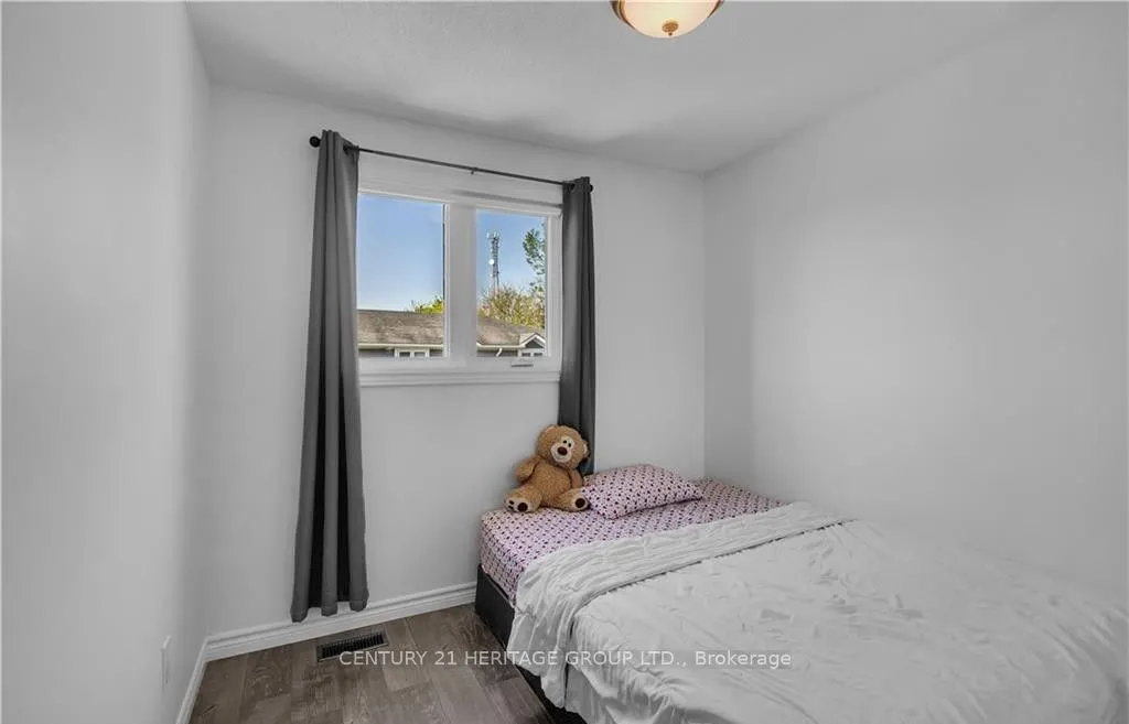 52 Harris Avenue #D