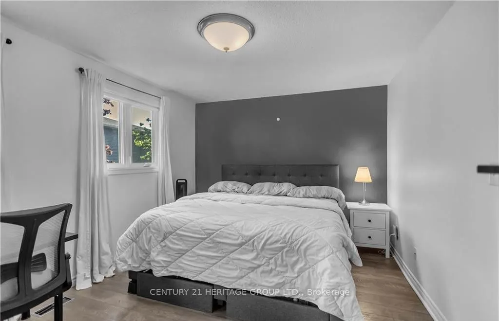 52 Harris Avenue #D