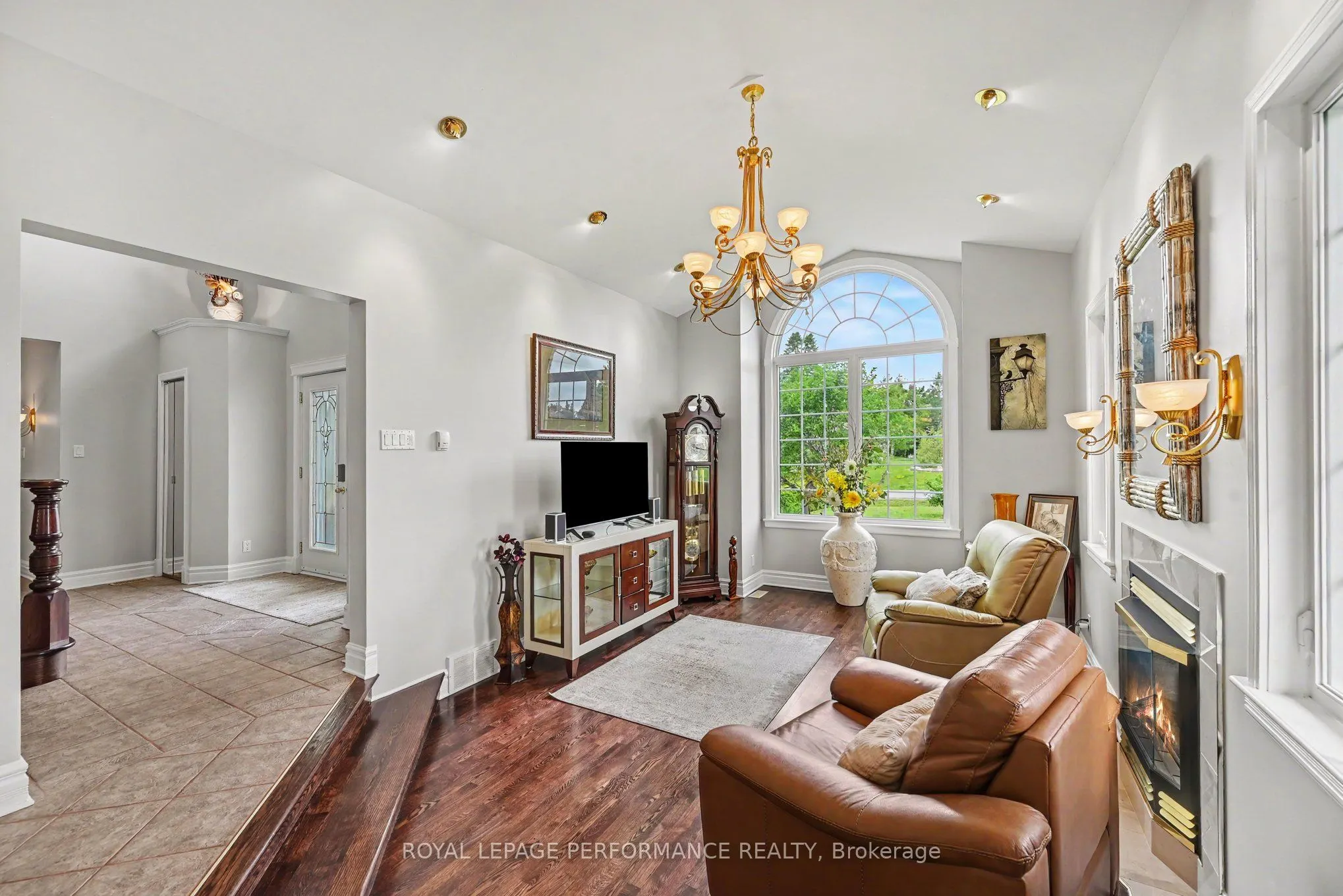18 Chantine Drive