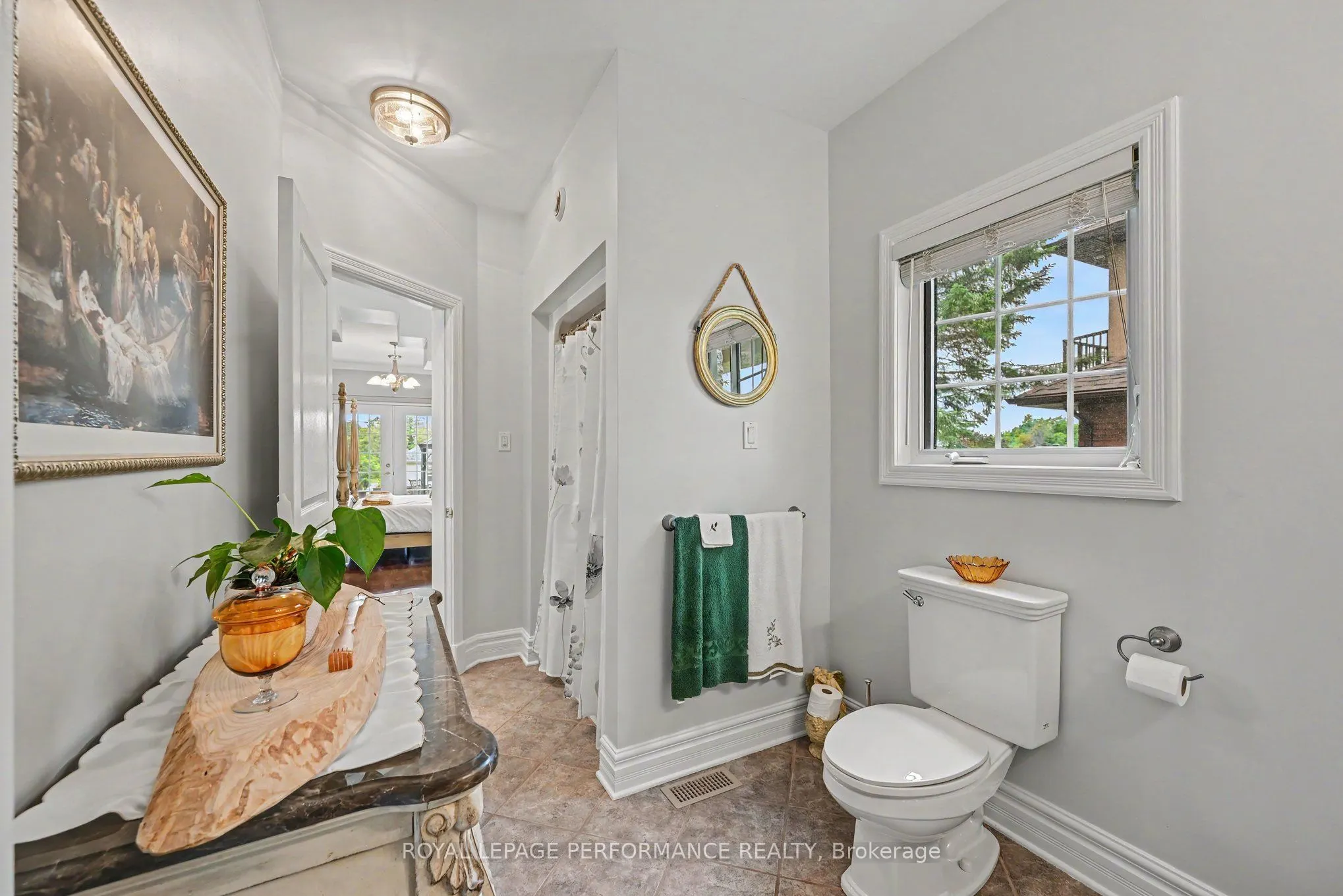 18 Chantine Drive