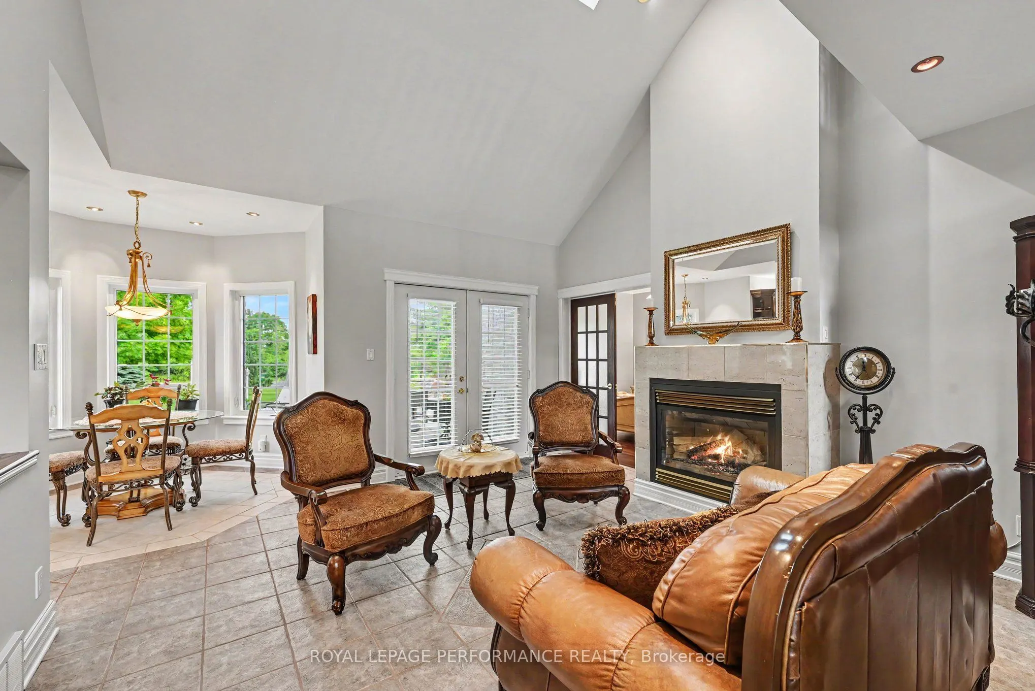 18 Chantine Drive