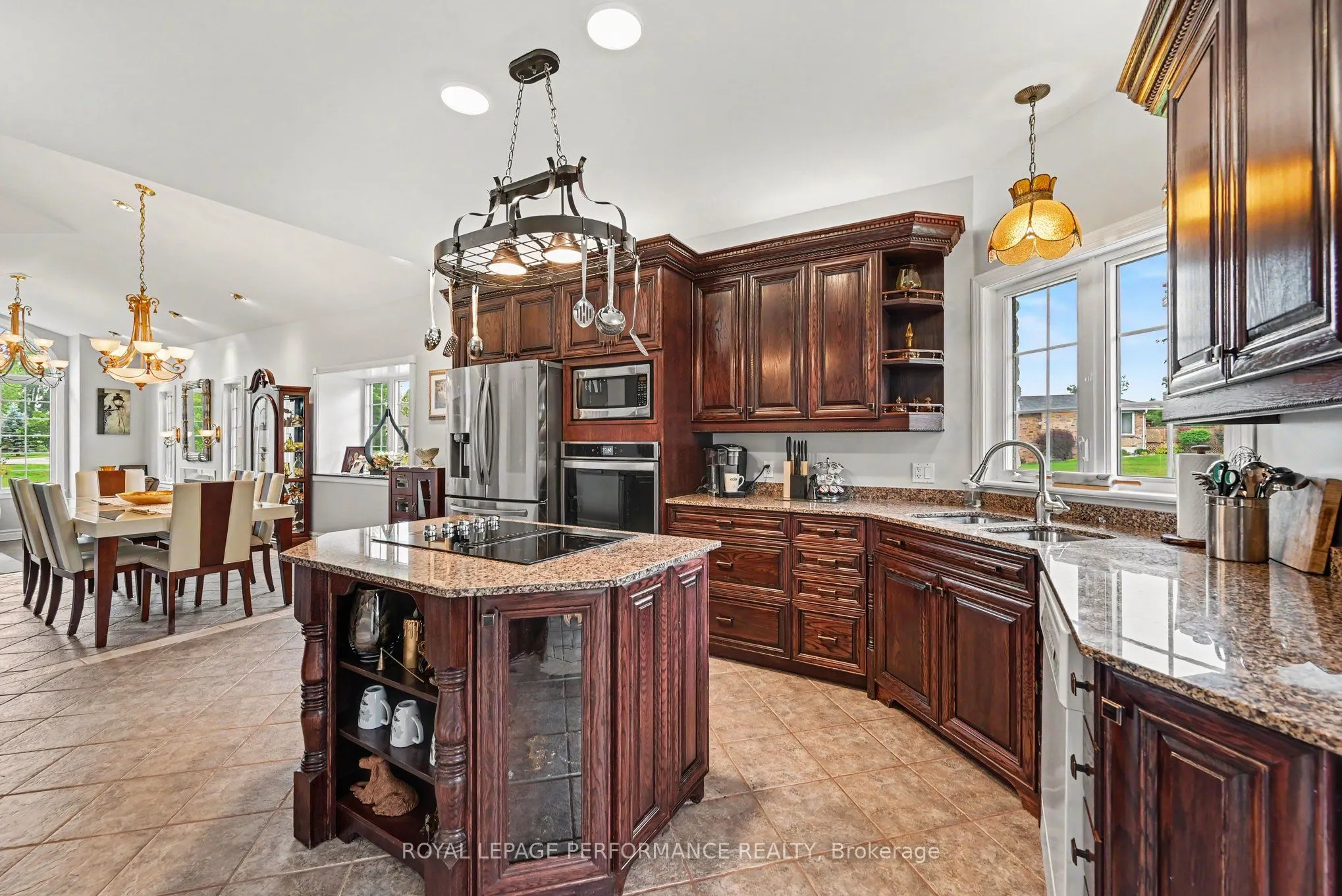 18 Chantine Drive