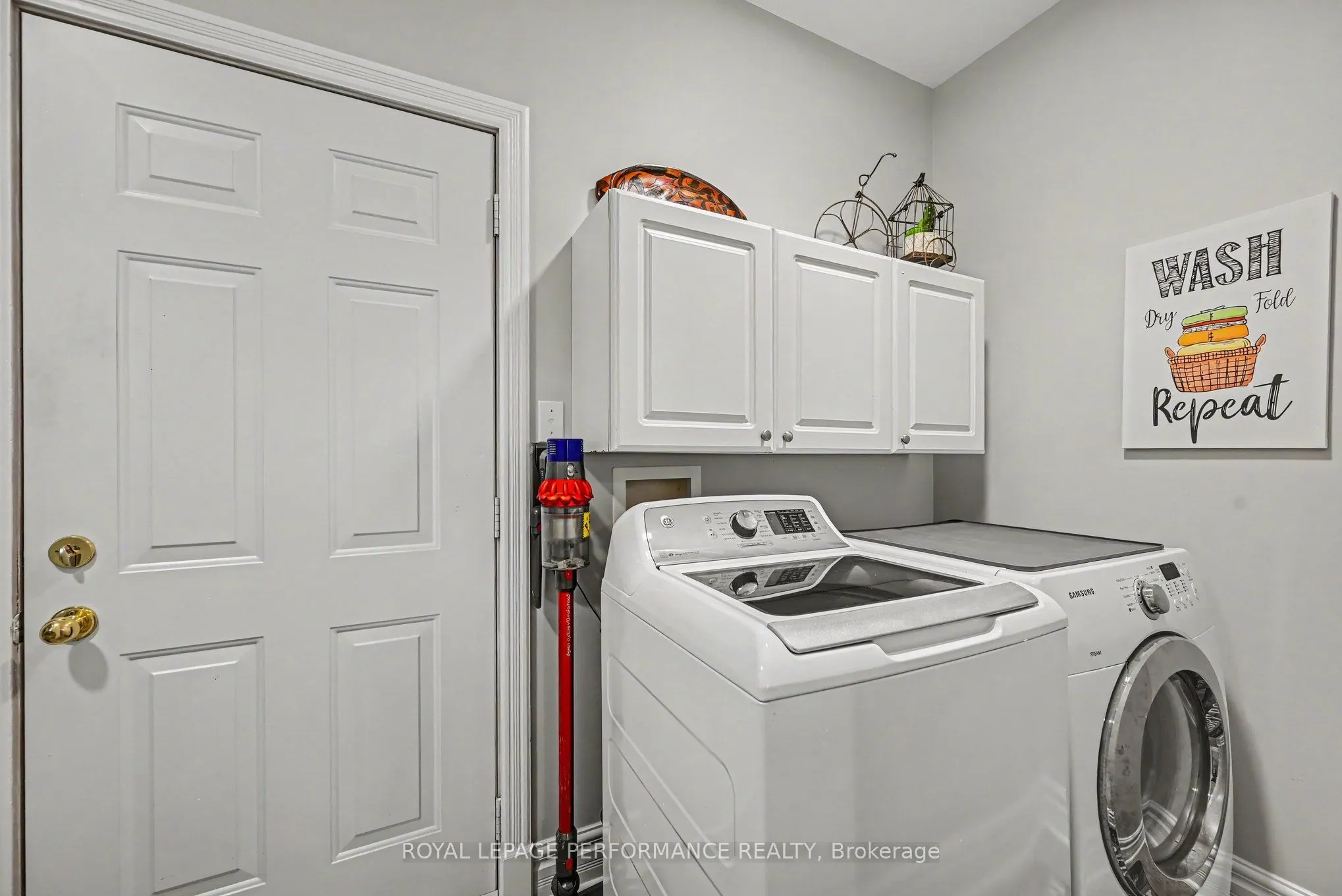18 Chantine Drive
