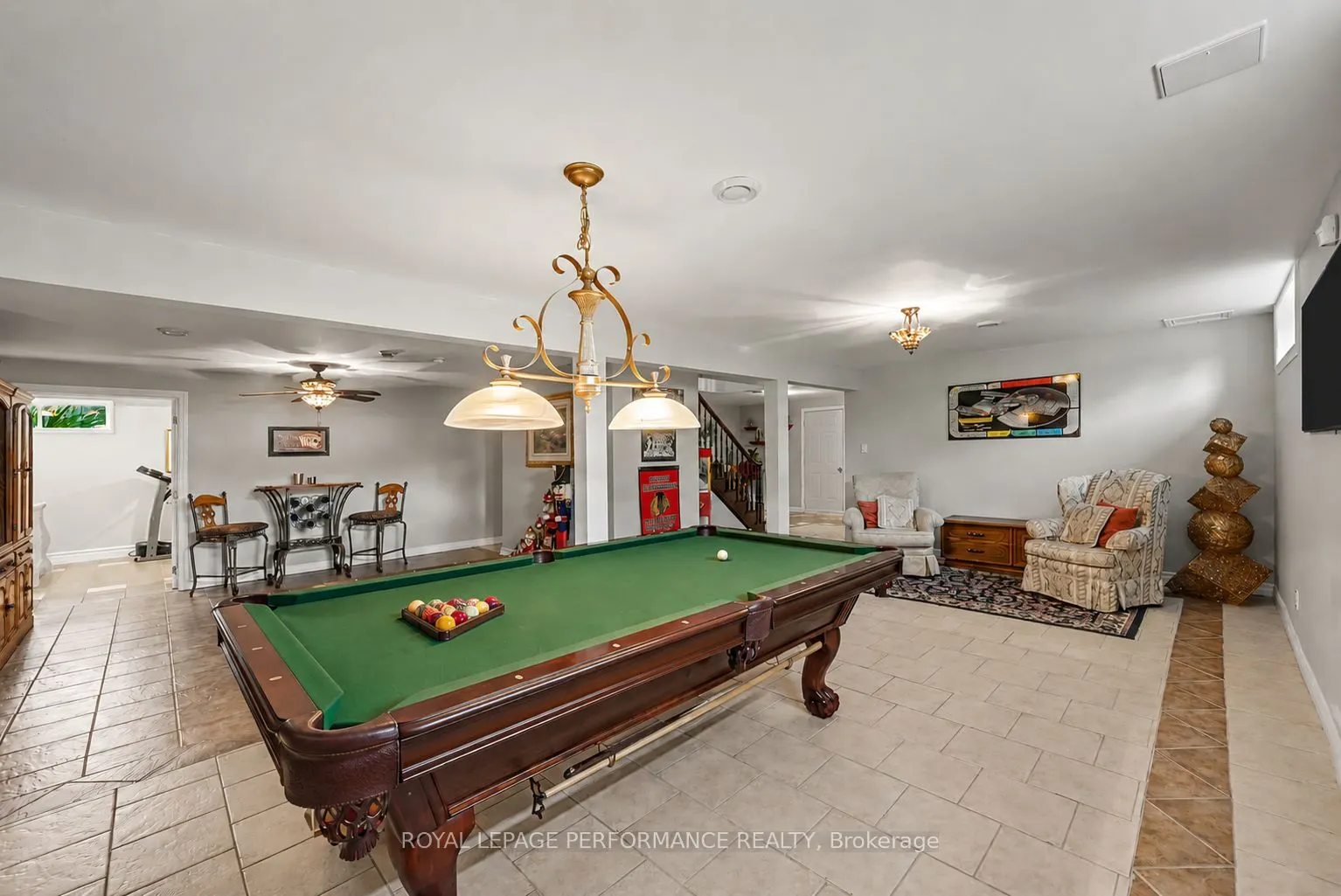18 Chantine Drive