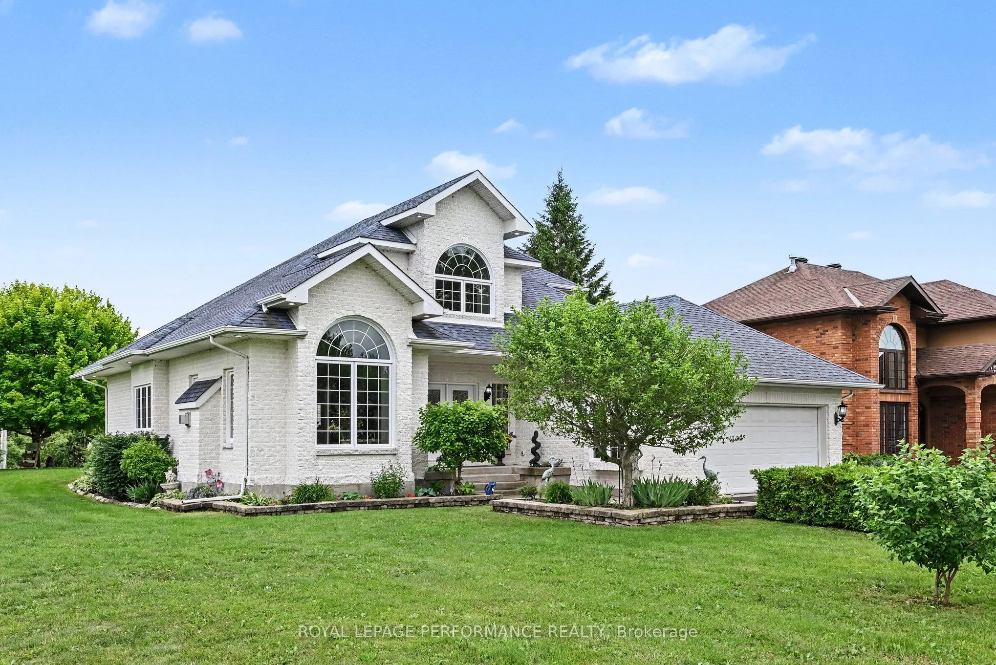 18 Chantine Drive