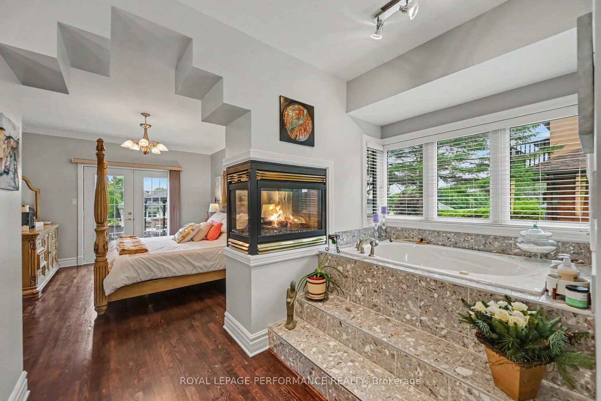 18 Chantine Drive