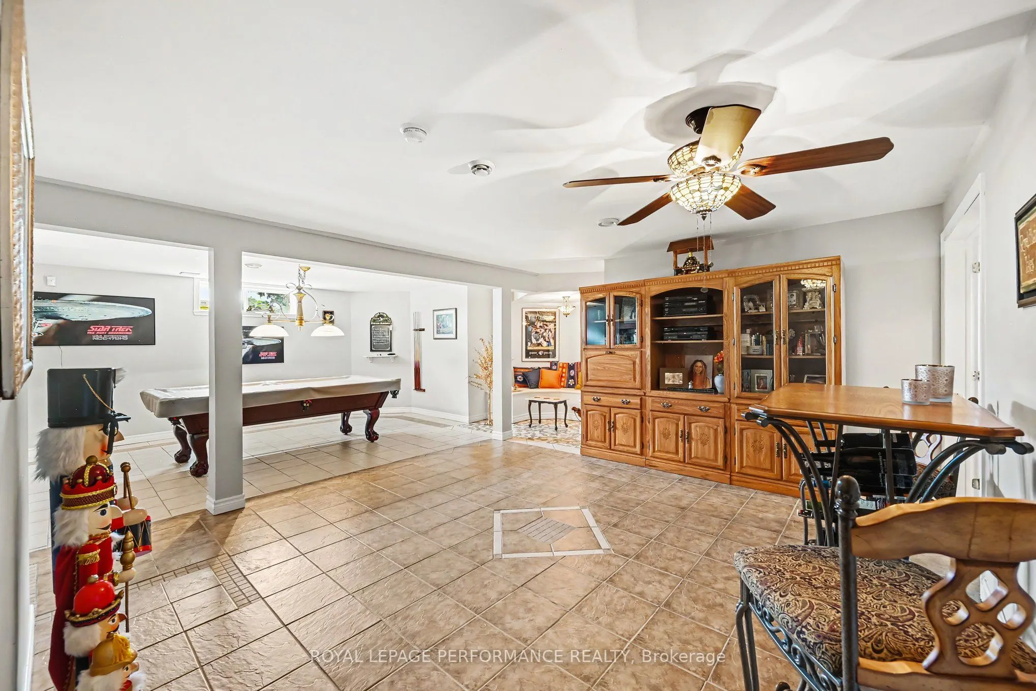 18 Chantine Drive