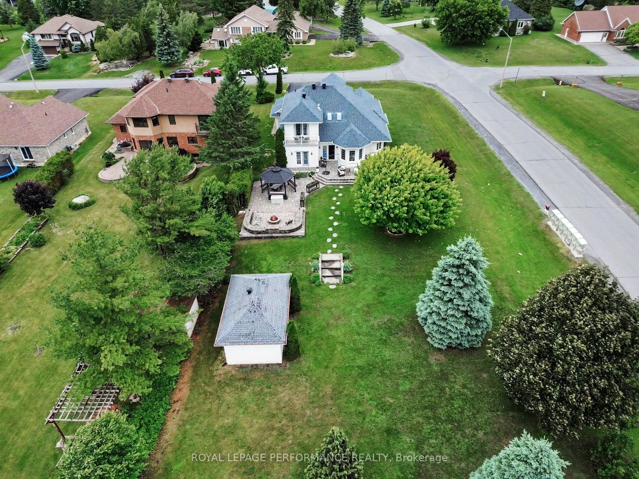 18 Chantine Drive