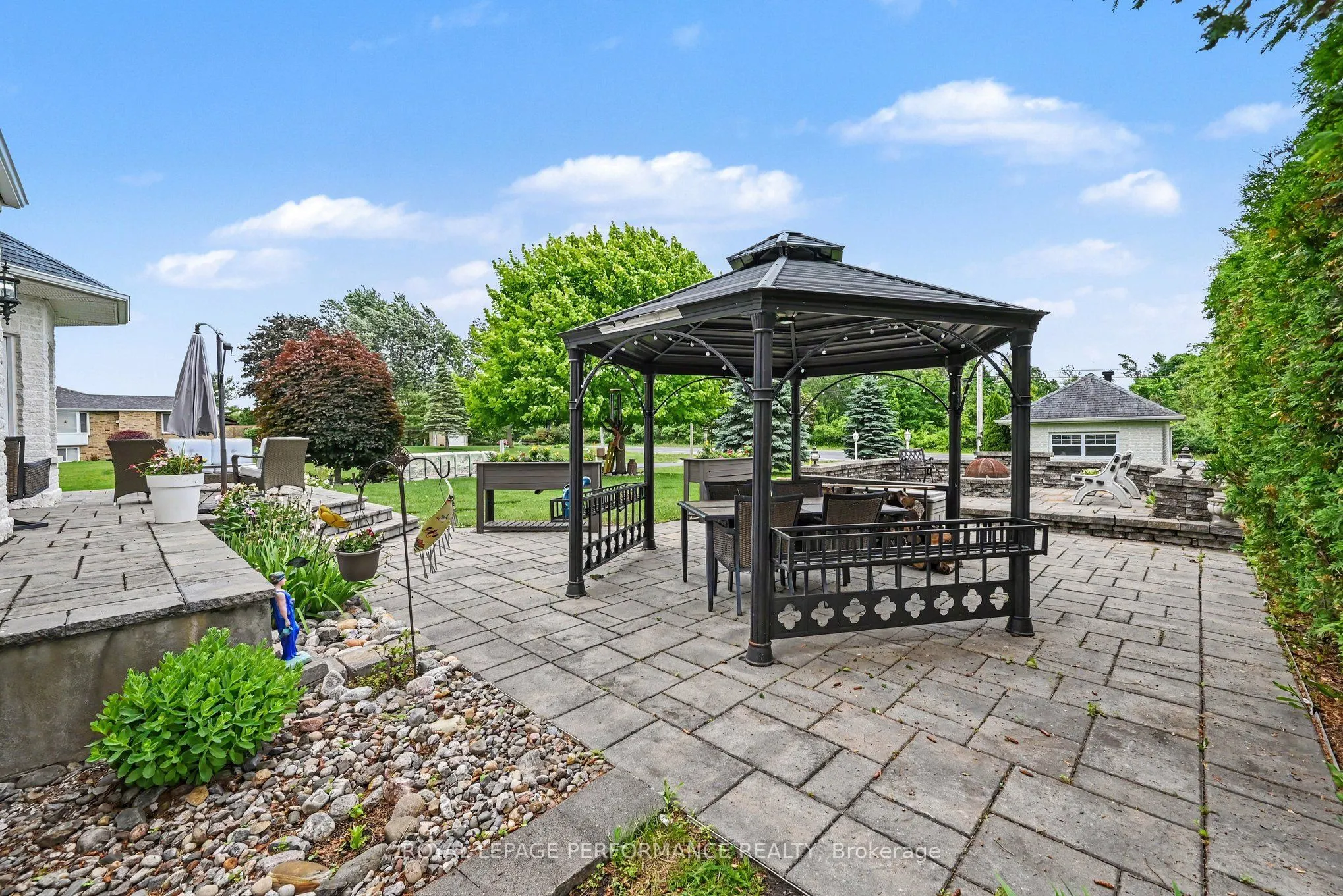 18 Chantine Drive