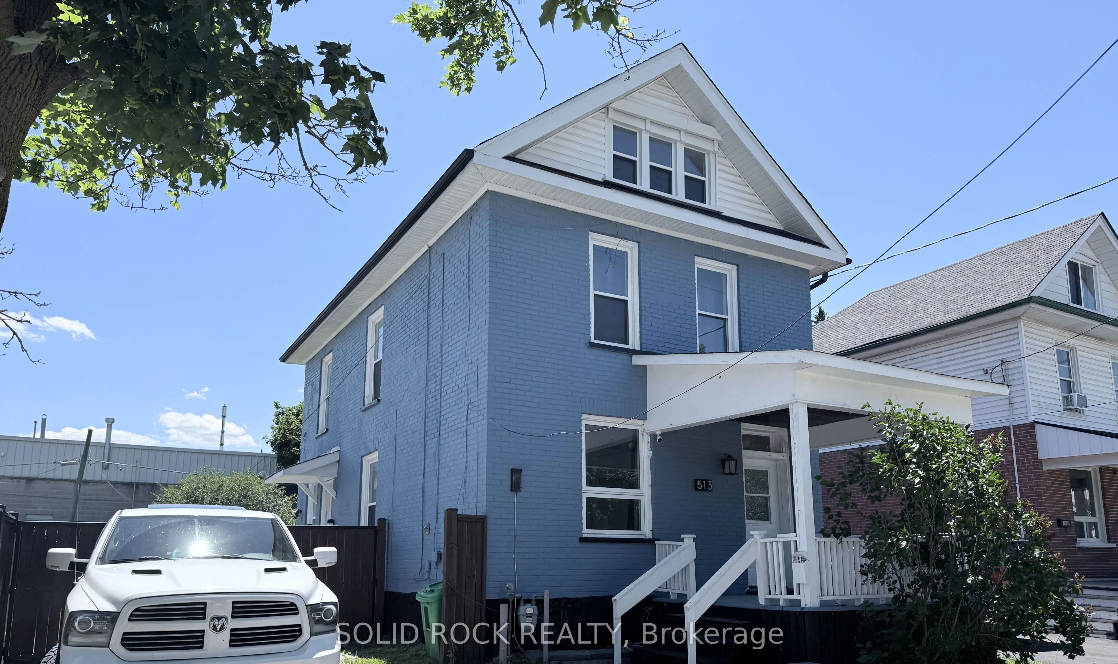513 Romaine Street